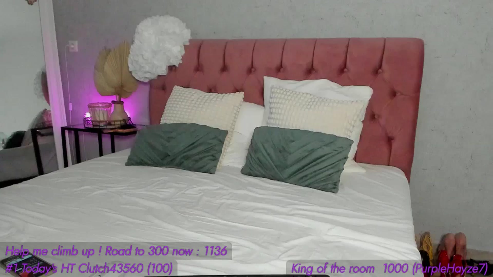 Gallery image thumbnail from AnnieKarrera1's myfreecams stream on, 11/15/2025, 15:21 image 7 of 20