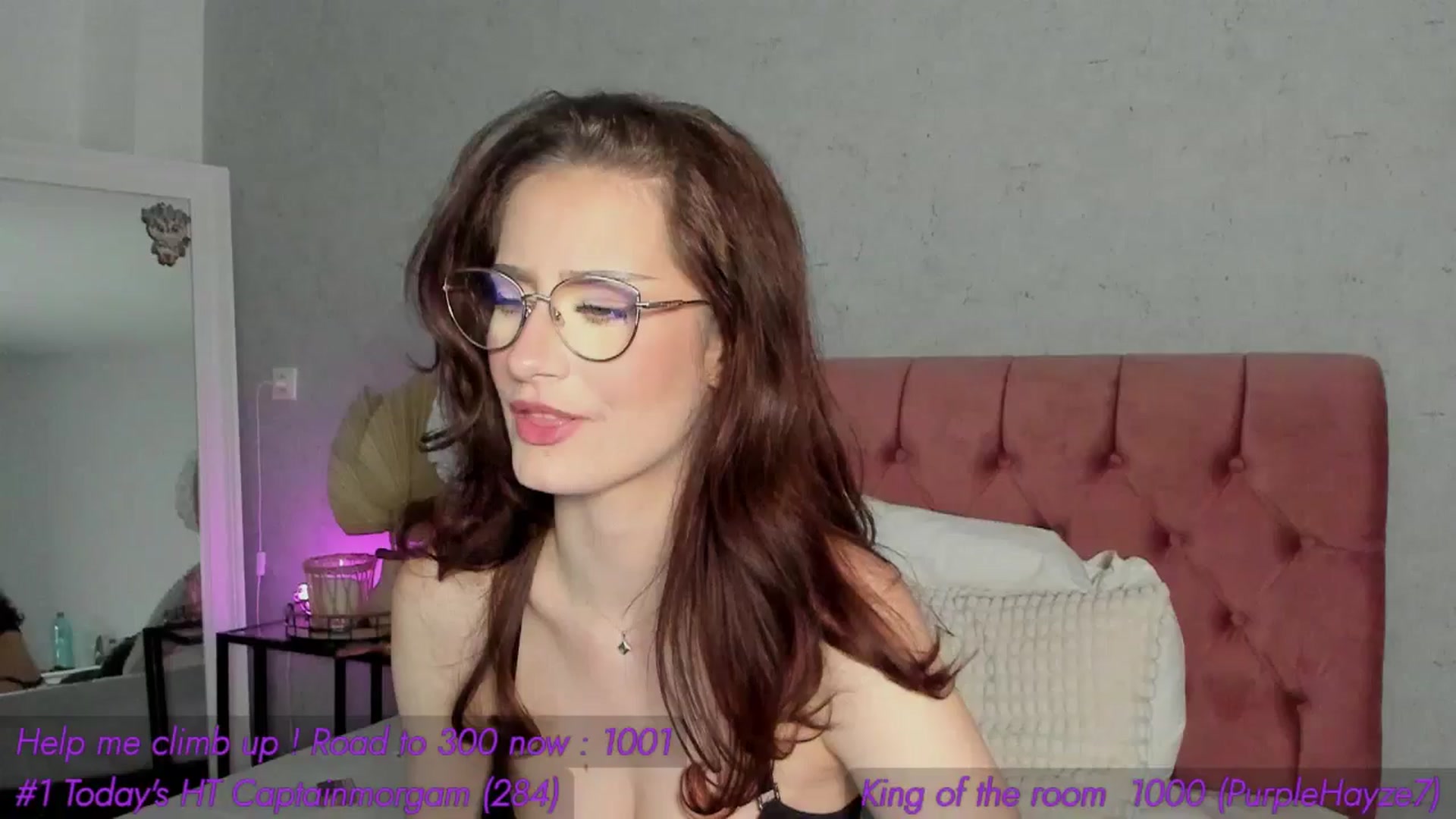 Gallery image thumbnail from AnnieKarrera1's myfreecams stream on, 11/15/2025, 16:35 image 1 of 20