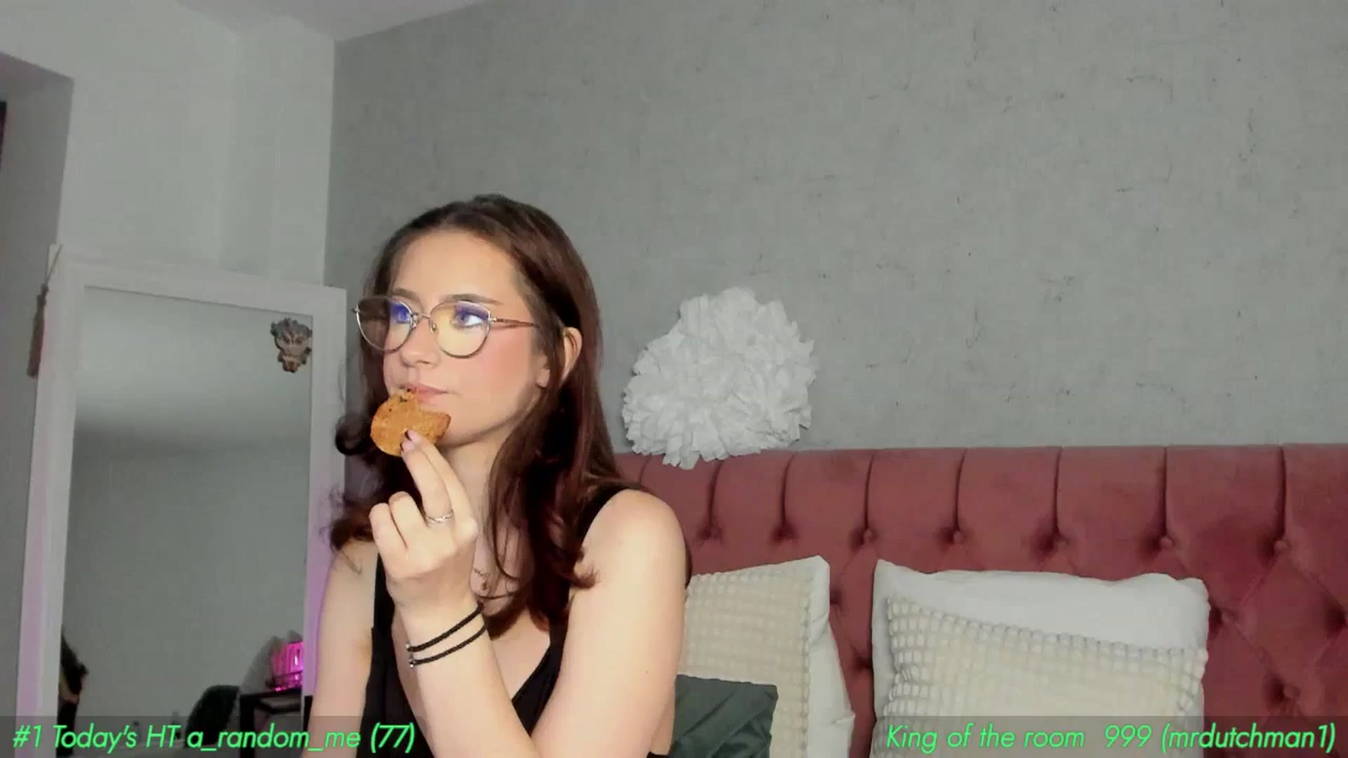 Gallery image thumbnail from AnnieKarrera1's myfreecams stream on, 01/10/2026, 17:22 image 10 of 20
