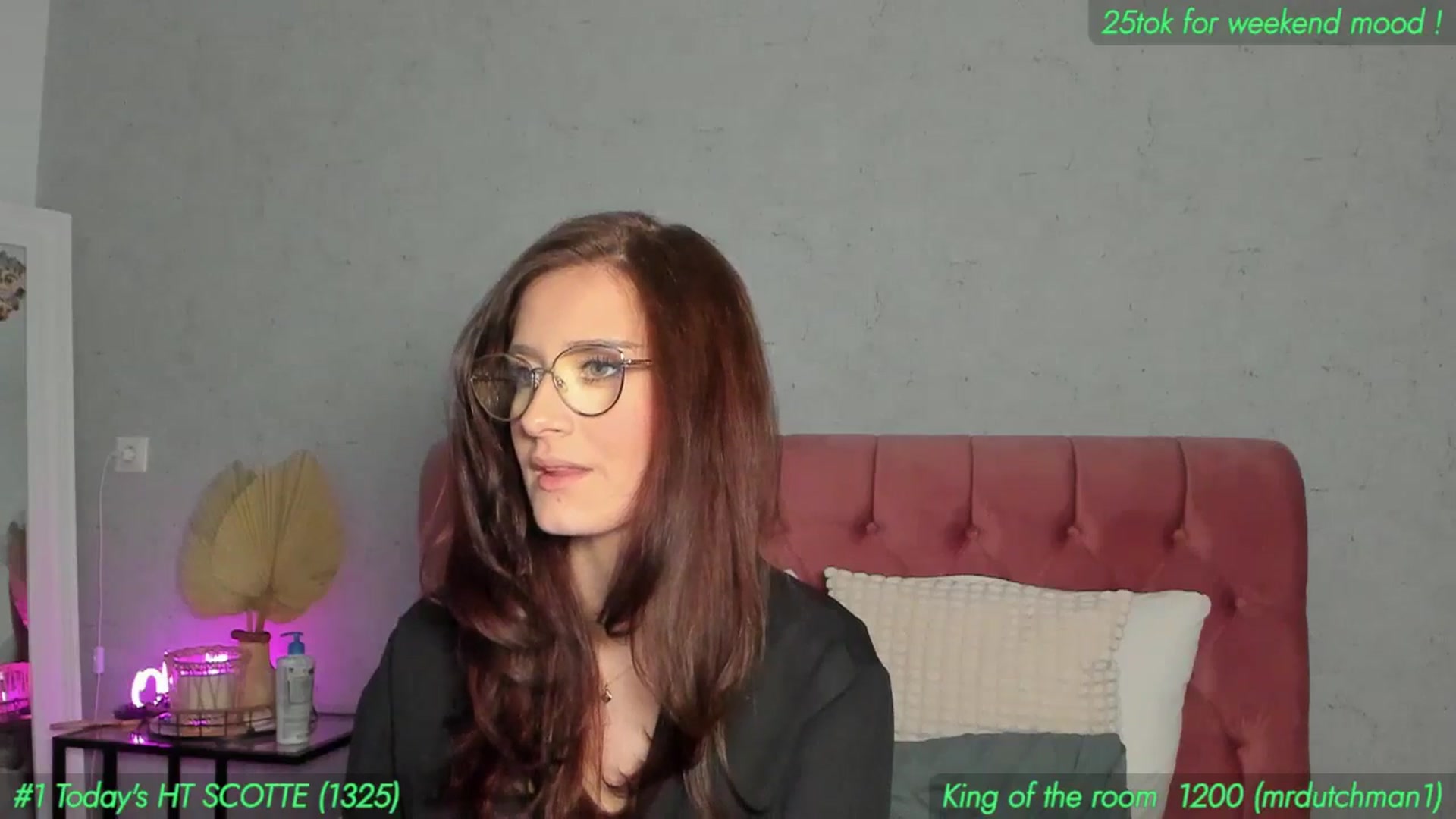 Gallery image thumbnail from AnnieKarrera1's myfreecams stream on, 01/31/2026, 17:14 image 17 of 20