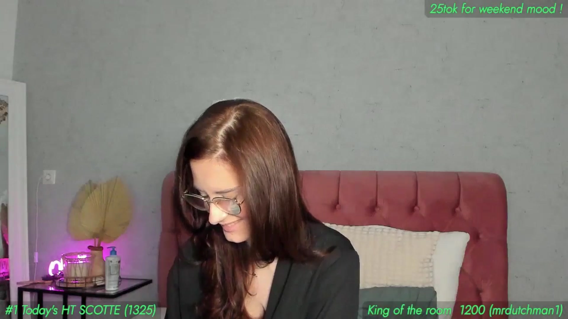 Gallery image thumbnail from AnnieKarrera1's myfreecams stream on, 01/31/2026, 17:14 image 12 of 20