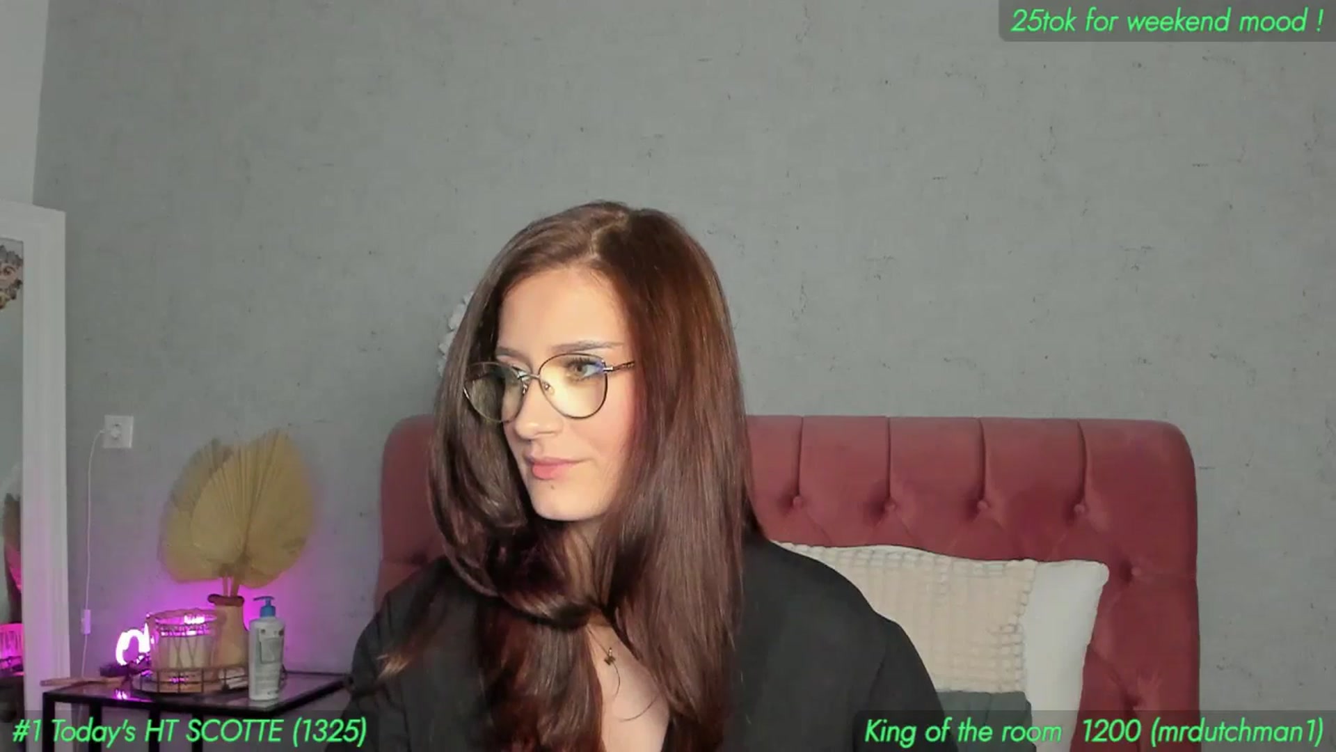 Gallery image thumbnail from AnnieKarrera1's myfreecams stream on, 01/31/2026, 17:14 image 19 of 20
