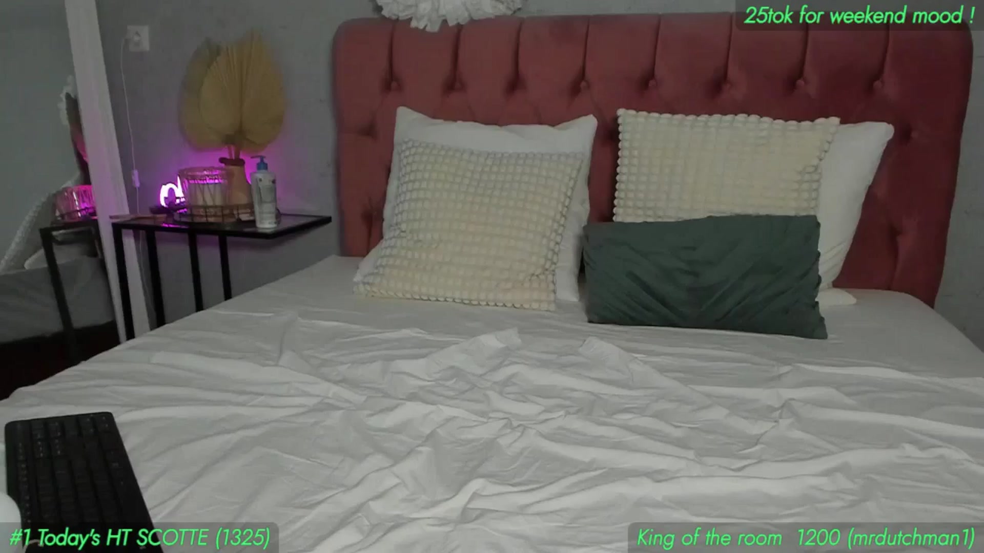 Gallery image thumbnail from AnnieKarrera1's myfreecams stream on, 01/31/2026, 17:14 image 8 of 20