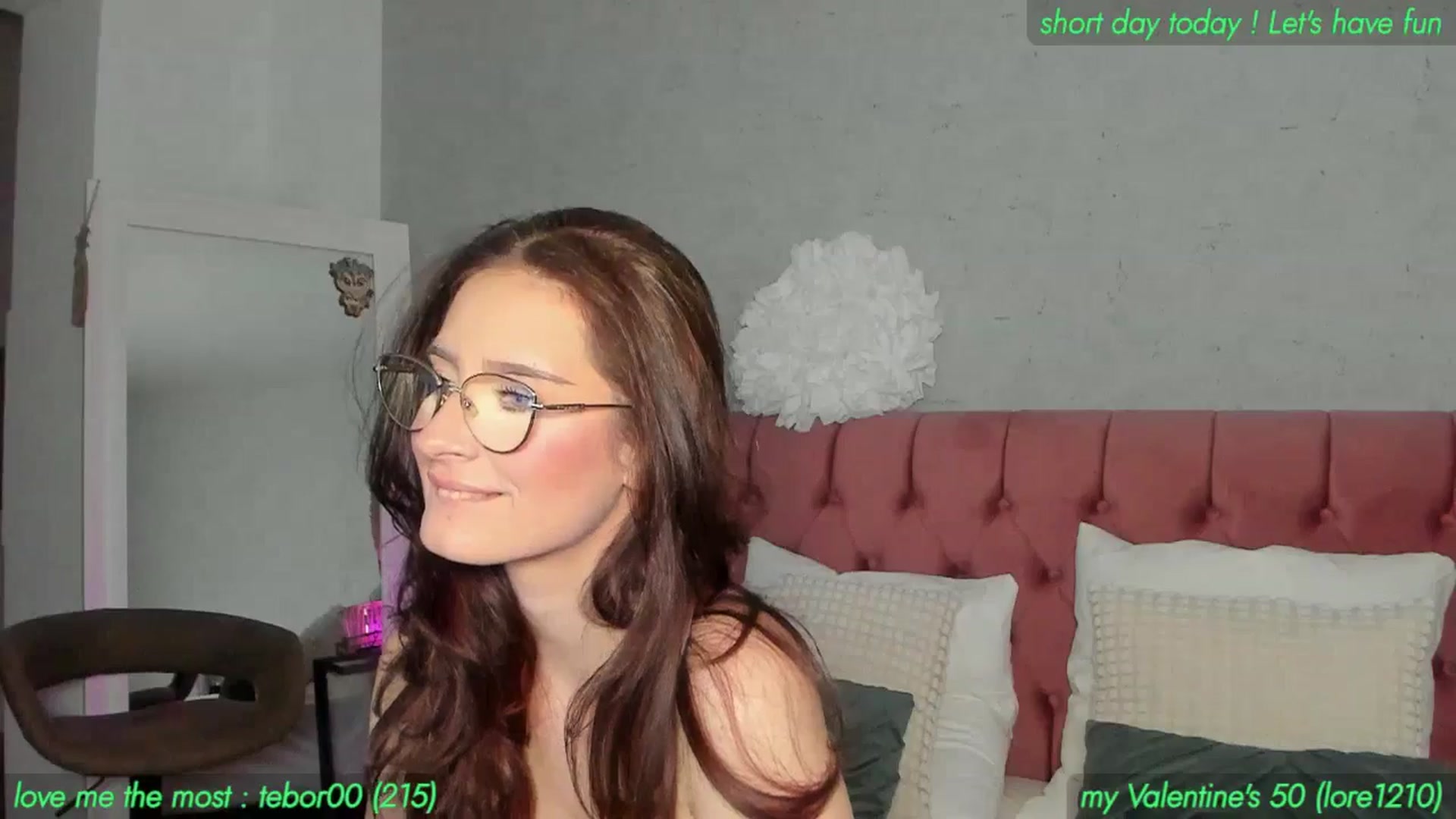 Gallery image thumbnail from AnnieKarrera1's myfreecams stream on, 02/05/2026, 17:59 image 17 of 20