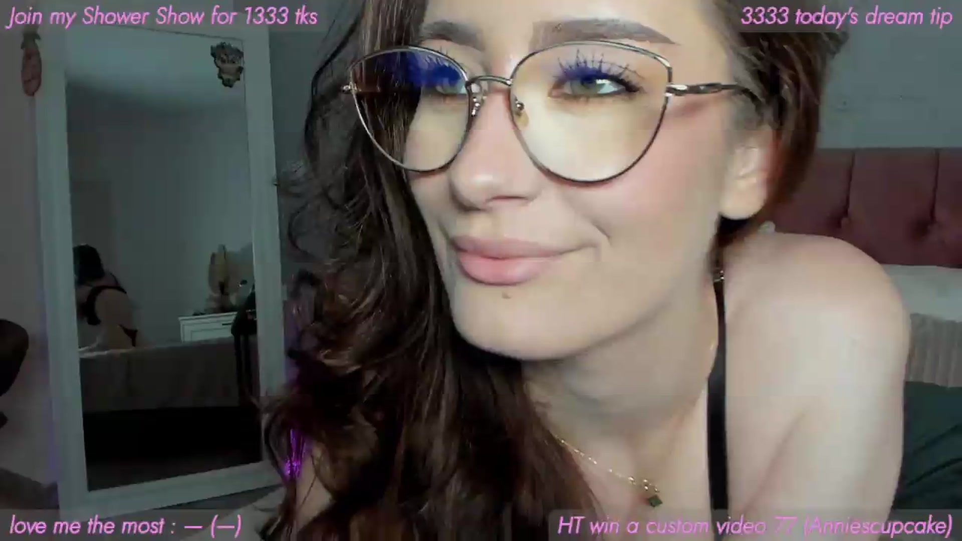 Gallery image thumbnail from AnnieKarrera1's myfreecams stream on, 06/05/2026, 18:15 image 3 of 20