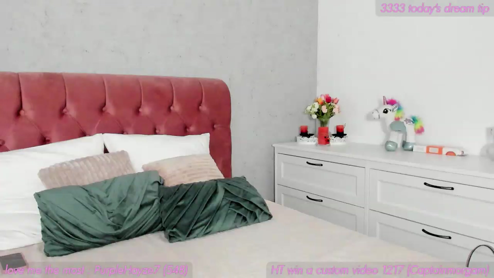 Gallery image thumbnail from AnnieKarrera1's myfreecams stream on, 08/18/2026, 12:06 image 3 of 20