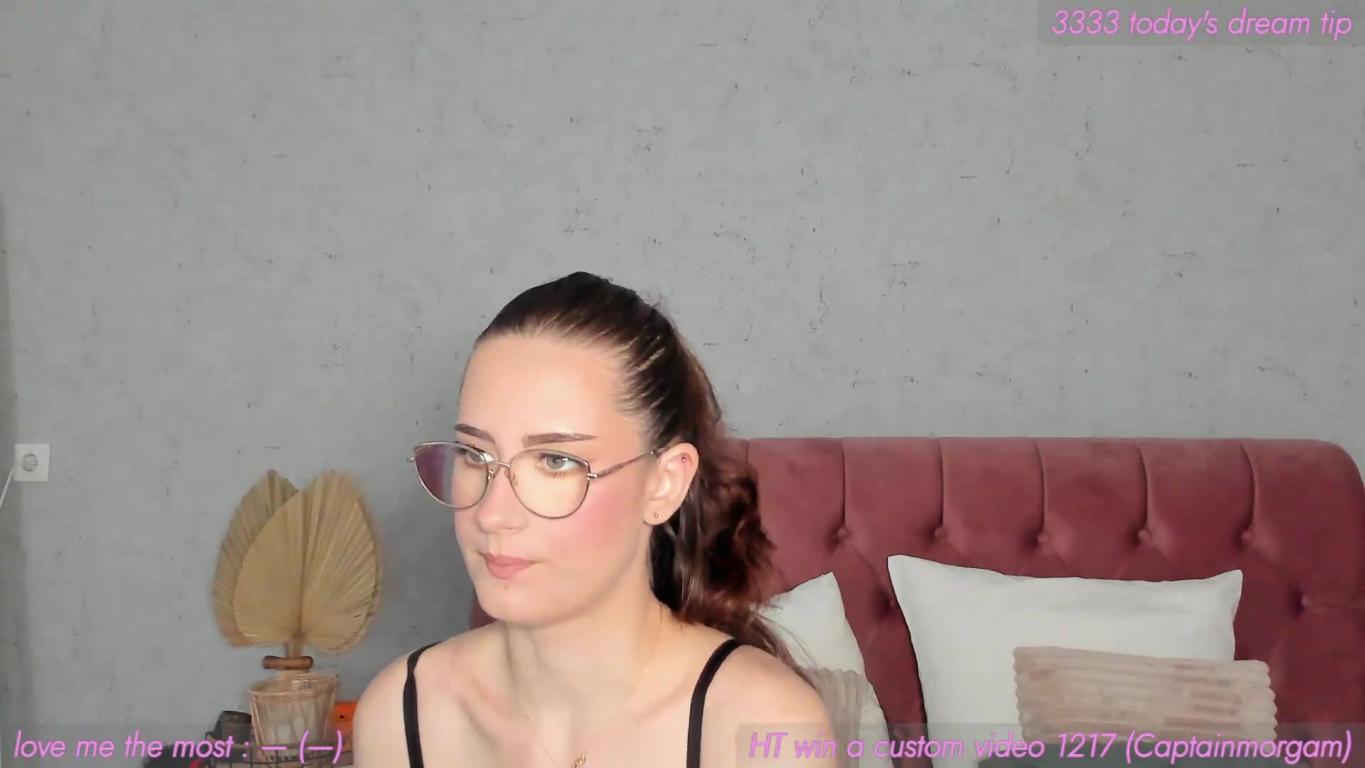 Gallery image thumbnail from AnnieKarrera1's myfreecams stream on, 08/26/2026, 13:15 image 8 of 20