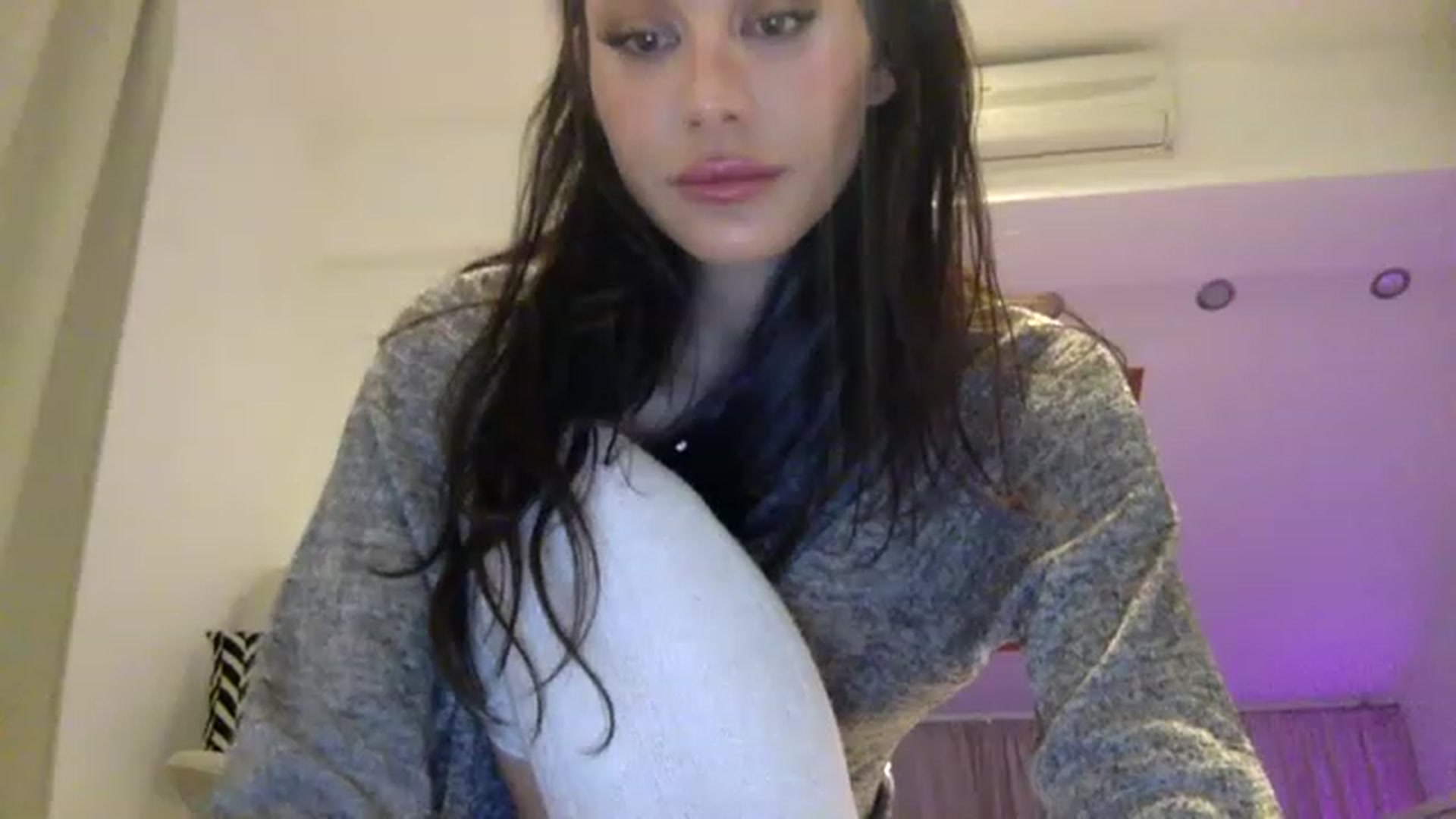 Gallery image thumbnail from AnnieRose__'s myfreecams stream on, 12/11/2022, 07:27 image 2 of 20