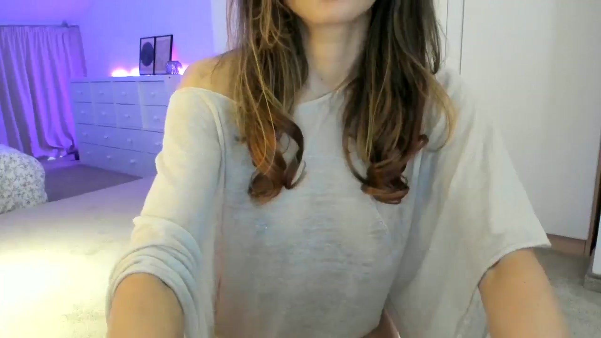 Gallery image thumbnail from AnnieRose__'s myfreecams stream on, 11/03/2023, 05:57 image 10 of 20