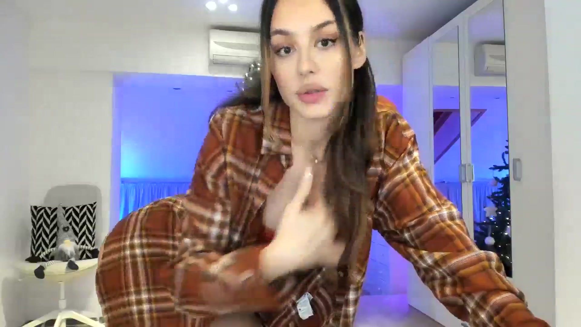 Gallery image thumbnail from AnnieRose__'s myfreecams stream on, 12/12/2023, 02:11 image 12 of 20