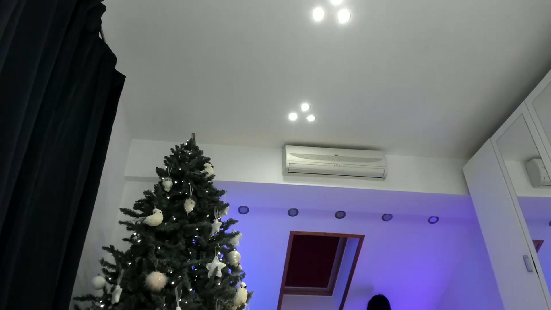 Gallery image thumbnail from AnnieRose__'s myfreecams stream on, 12/31/2023, 07:44 image 11 of 20