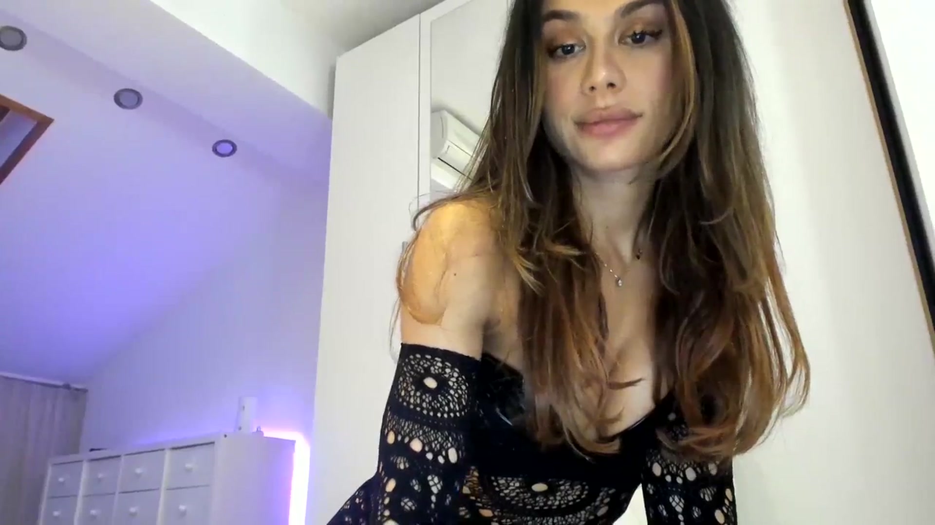 Gallery image thumbnail from AnnieRose__'s myfreecams stream on, 01/30/2024, 05:10 image 5 of 20
