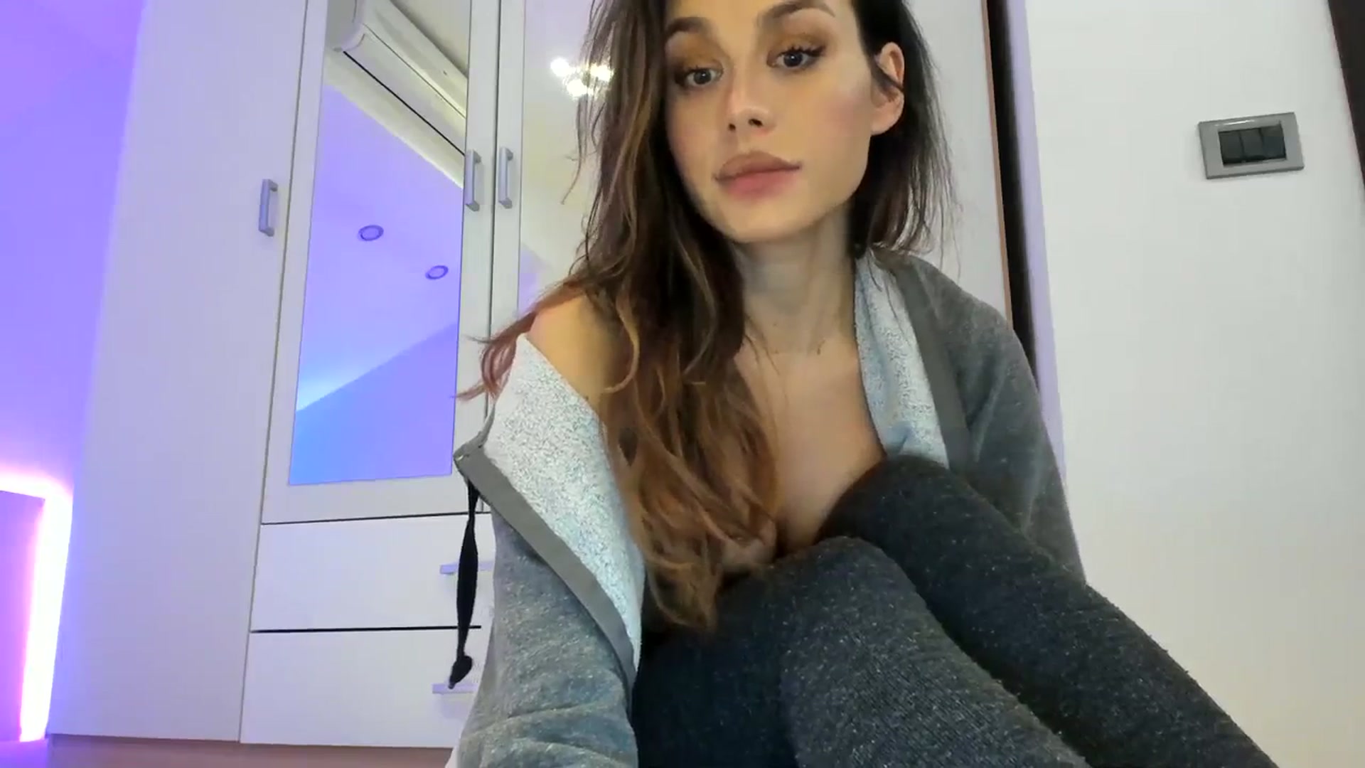 Gallery image thumbnail from AnnieRose__'s myfreecams stream on, 02/08/2024, 04:57 image 9 of 20
