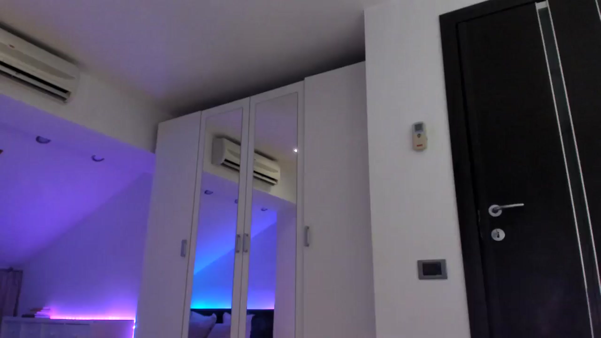Gallery image thumbnail from AnnieRose__'s myfreecams stream on, 08/01/2024, 06:28 image 11 of 20