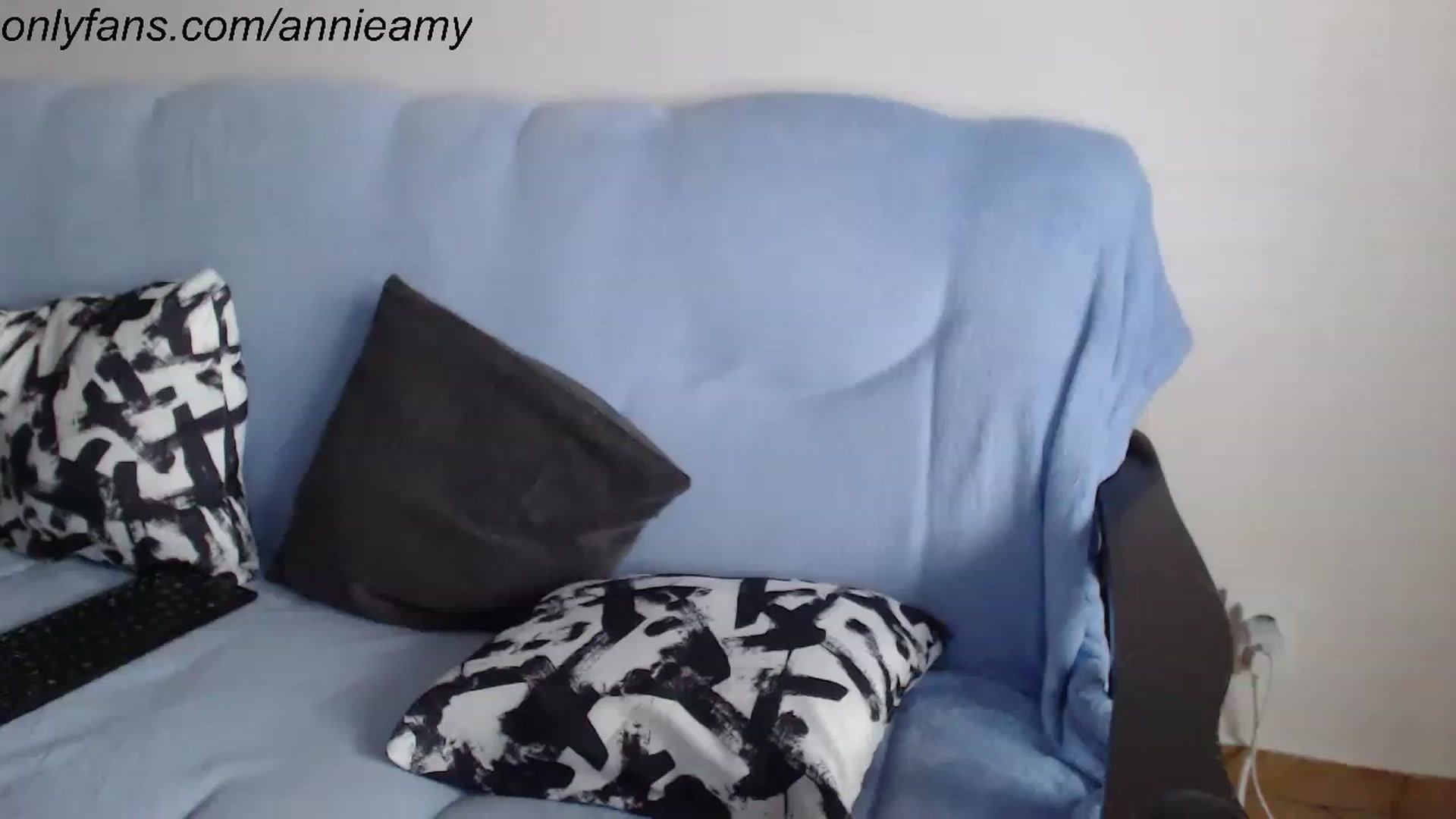 Gallery image thumbnail from Annie_Amy's myfreecams stream on, 11/14/2022, 13:40 image 7 of 20