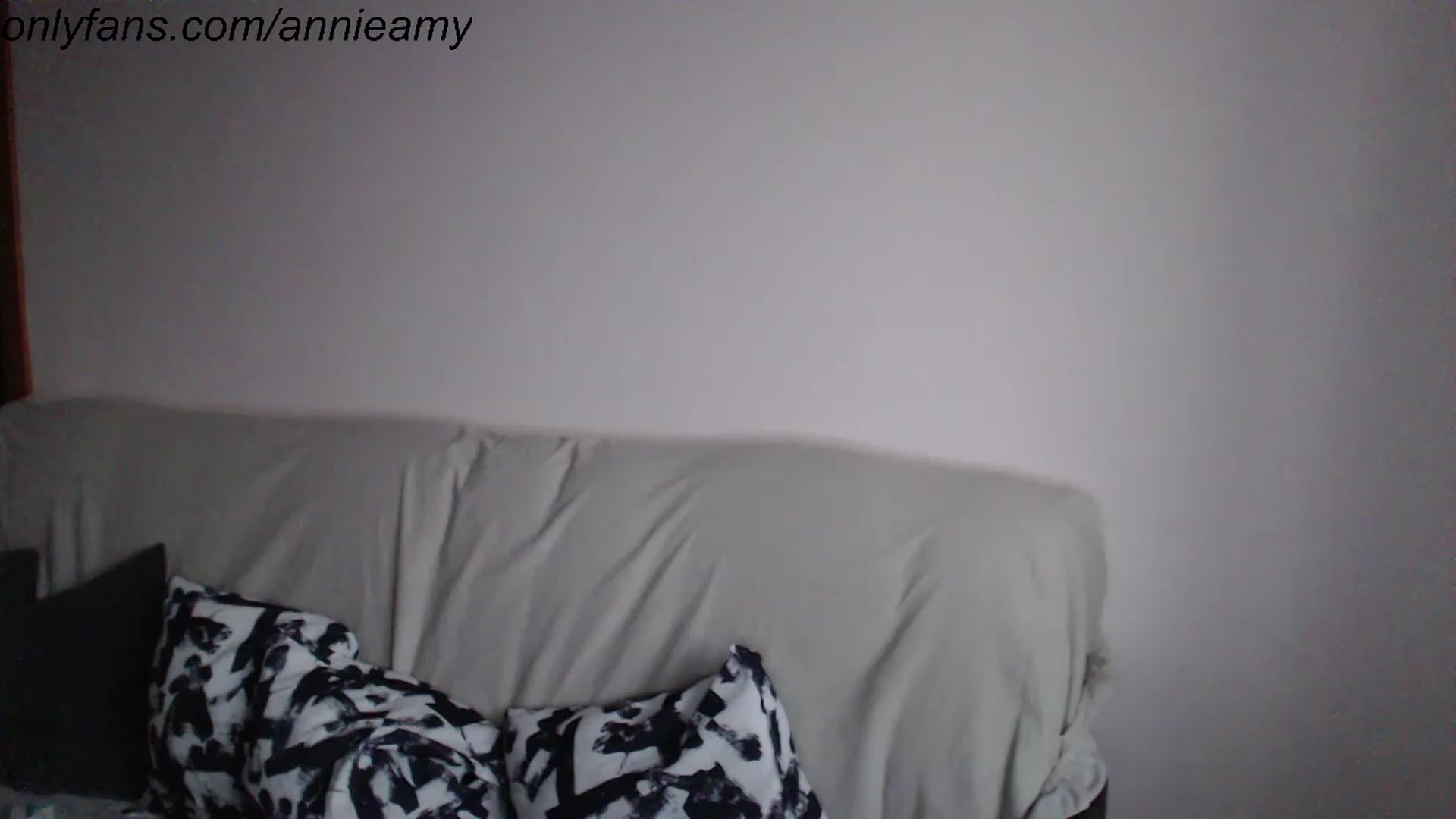 Gallery image thumbnail from Annie_Amy's myfreecams stream on, 02/12/2023, 16:44 image 10 of 20