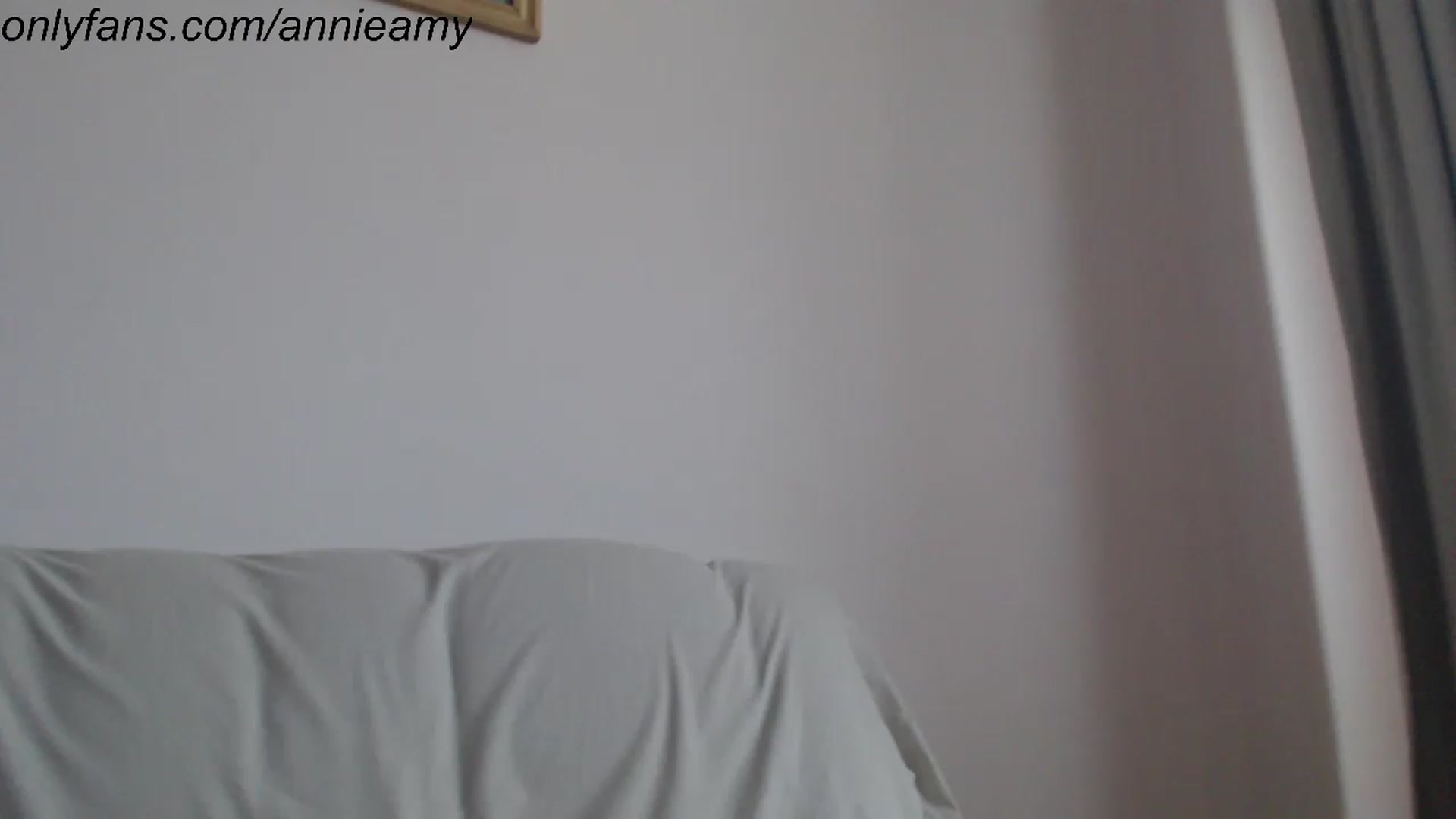 Gallery image thumbnail from Annie_Amy's myfreecams stream on, 06/25/2023, 12:32 image 18 of 20