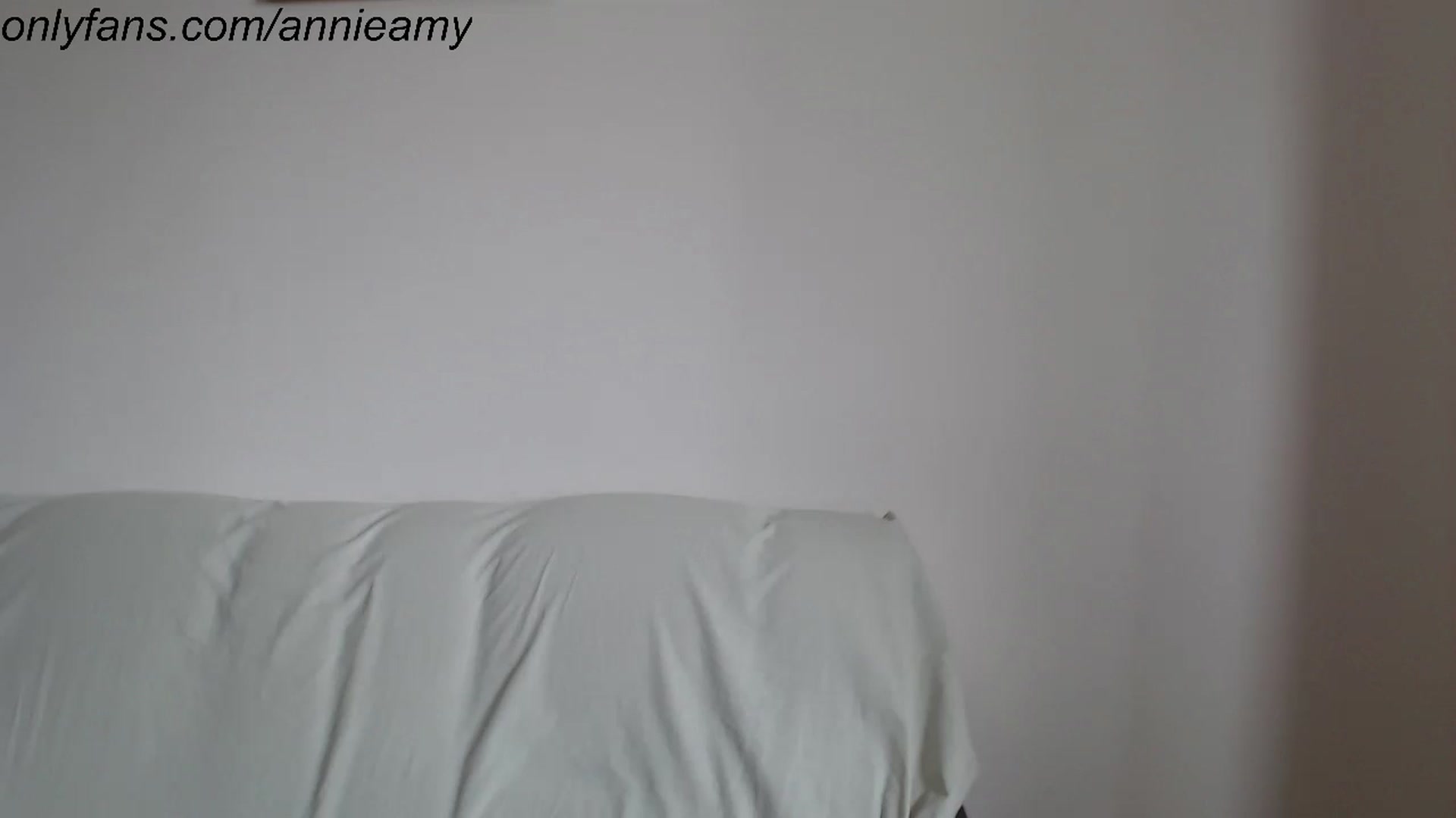 Gallery image thumbnail from Annie_Amy's myfreecams stream on, 08/16/2023, 14:14 image 8 of 20
