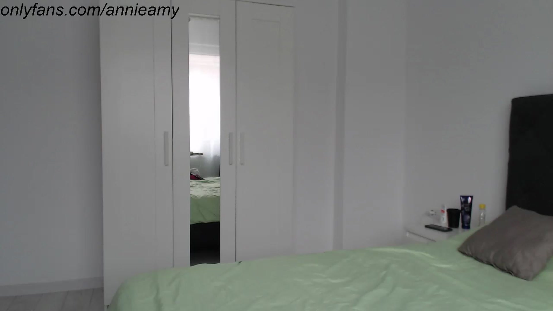 Gallery image thumbnail from Annie_Amy's myfreecams stream on, 02/29/2024, 14:44 image 7 of 20