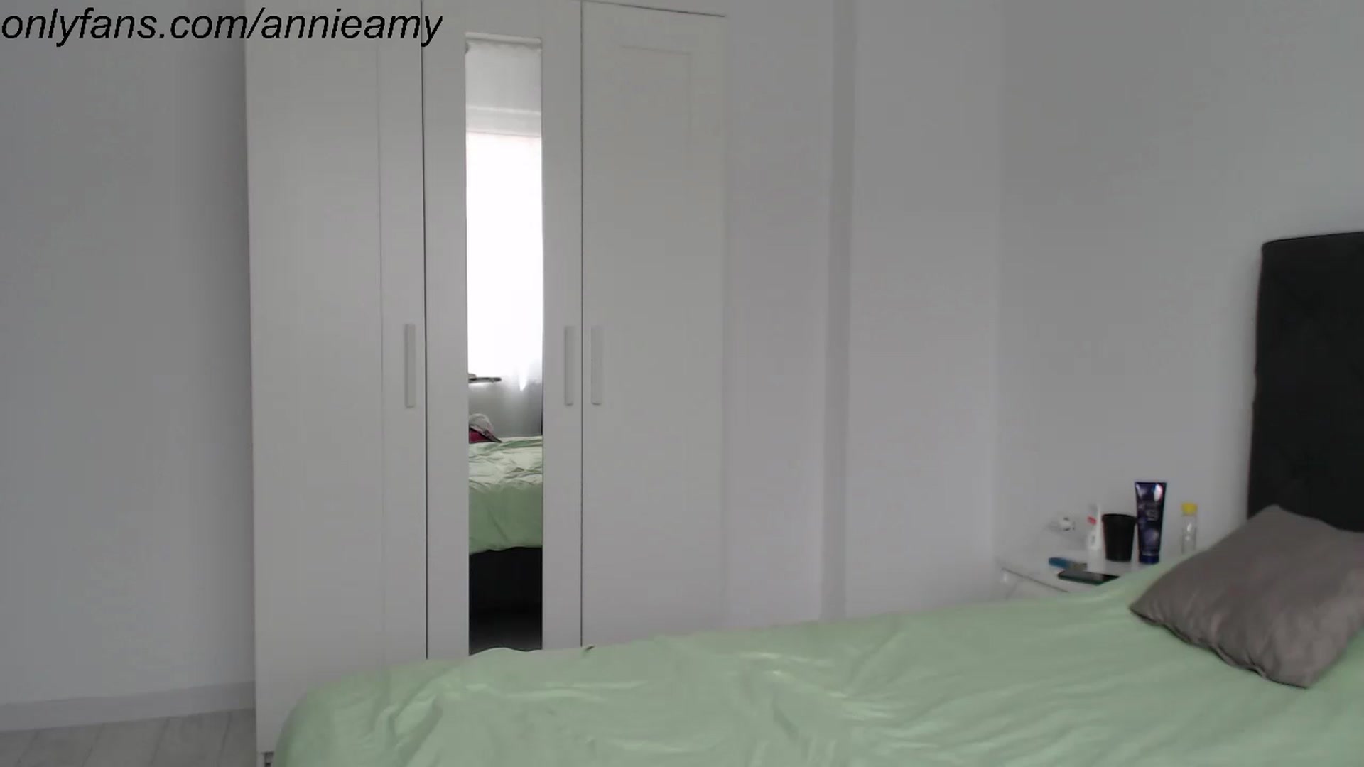 Gallery image thumbnail from Annie_Amy's myfreecams stream on, 02/29/2024, 14:44 image 5 of 20