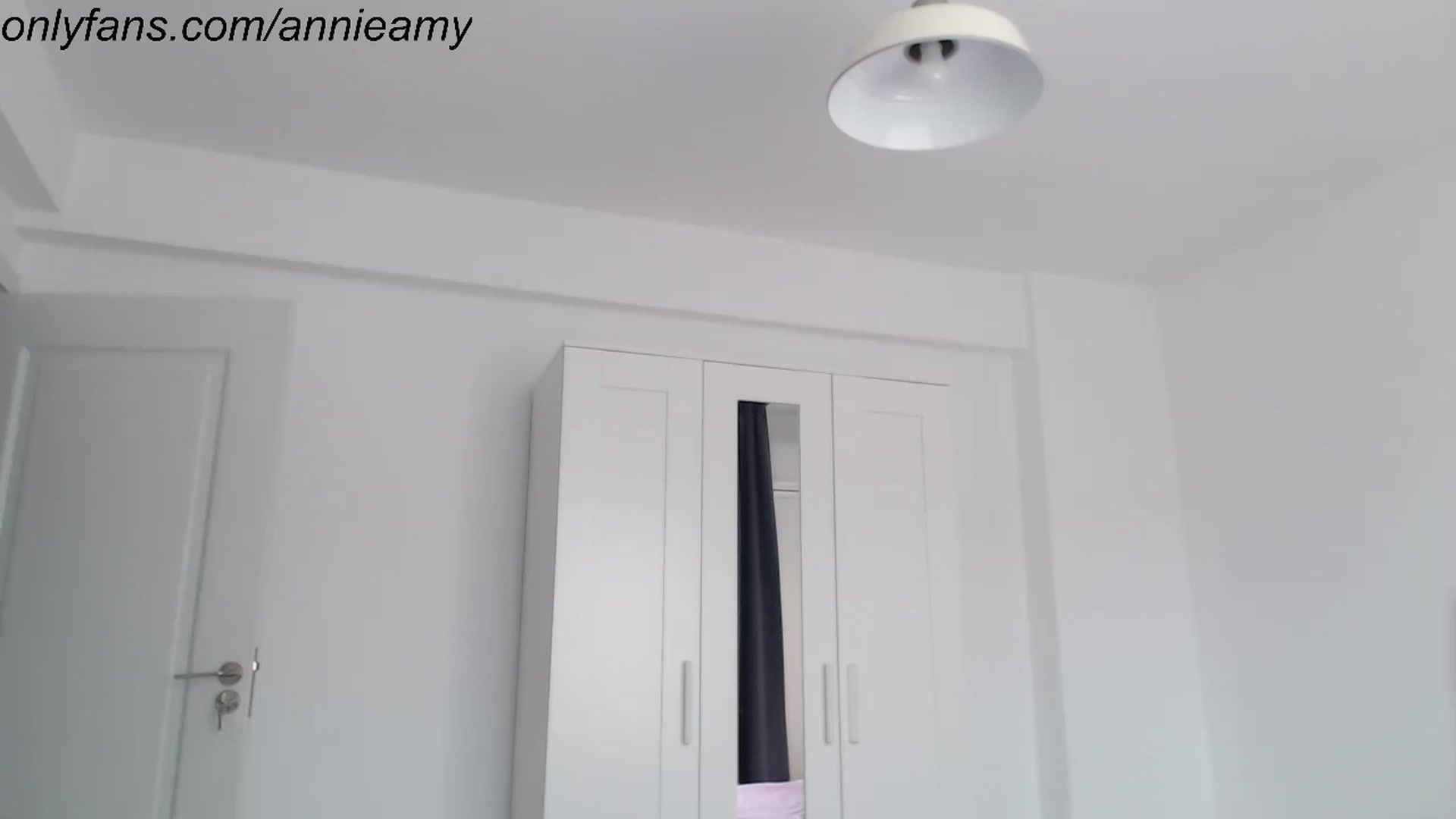 Gallery image thumbnail from Annie_Amy's myfreecams stream on, 03/04/2024, 13:54 image 16 of 20