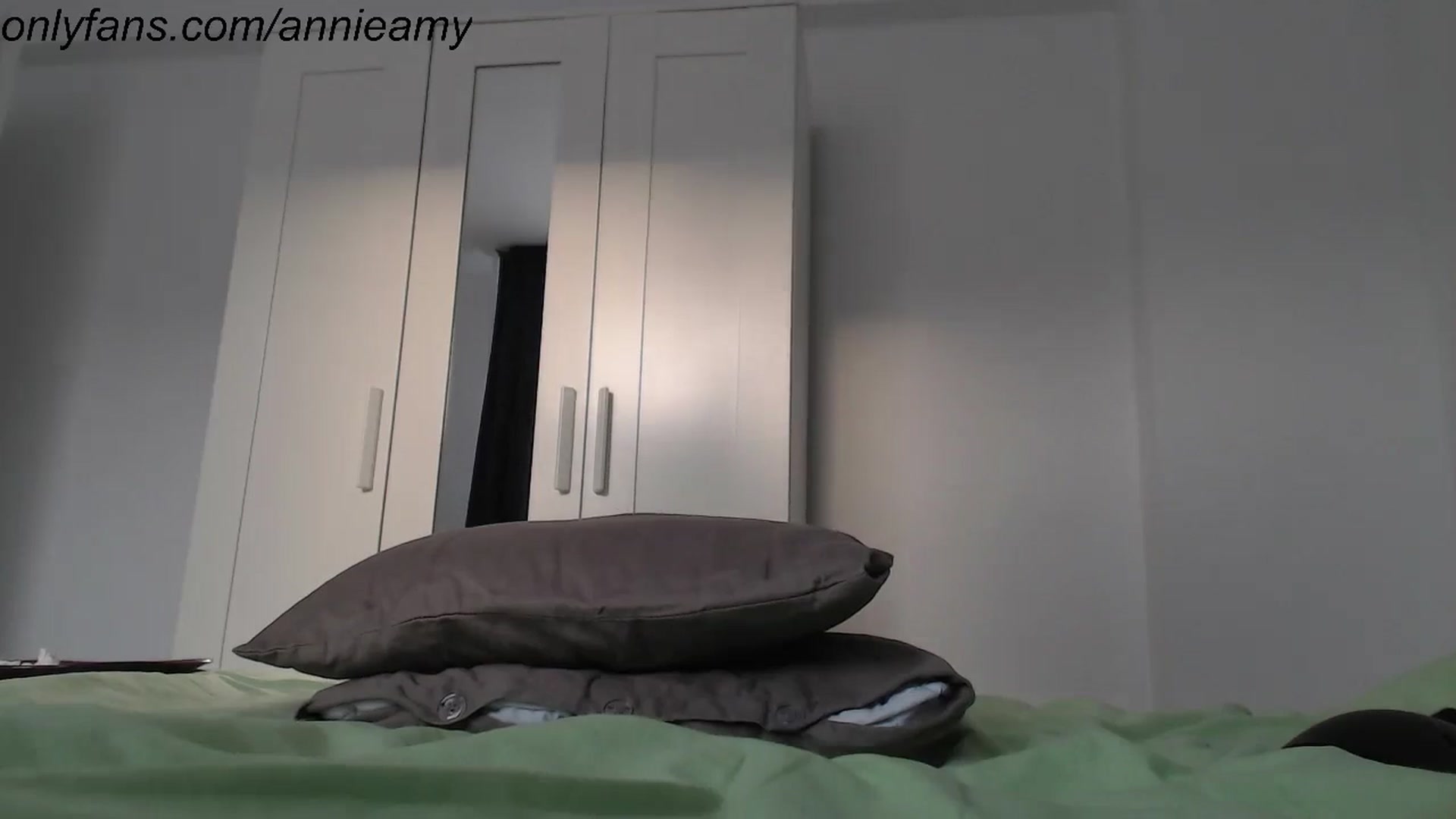 Gallery image thumbnail from Annie_Amy's myfreecams stream on, 05/24/2024, 16:54 image 19 of 20