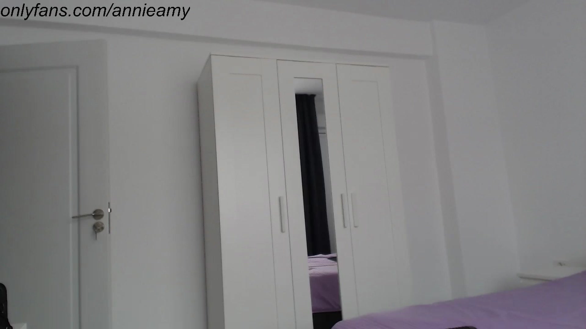 Gallery image thumbnail from Annie_Amy's myfreecams stream on, 05/27/2024, 16:49 image 6 of 20