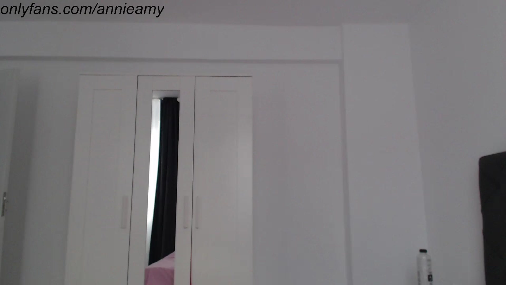 Gallery image thumbnail from Annie_Amy's myfreecams stream on, 07/21/2024, 16:59 image 15 of 20