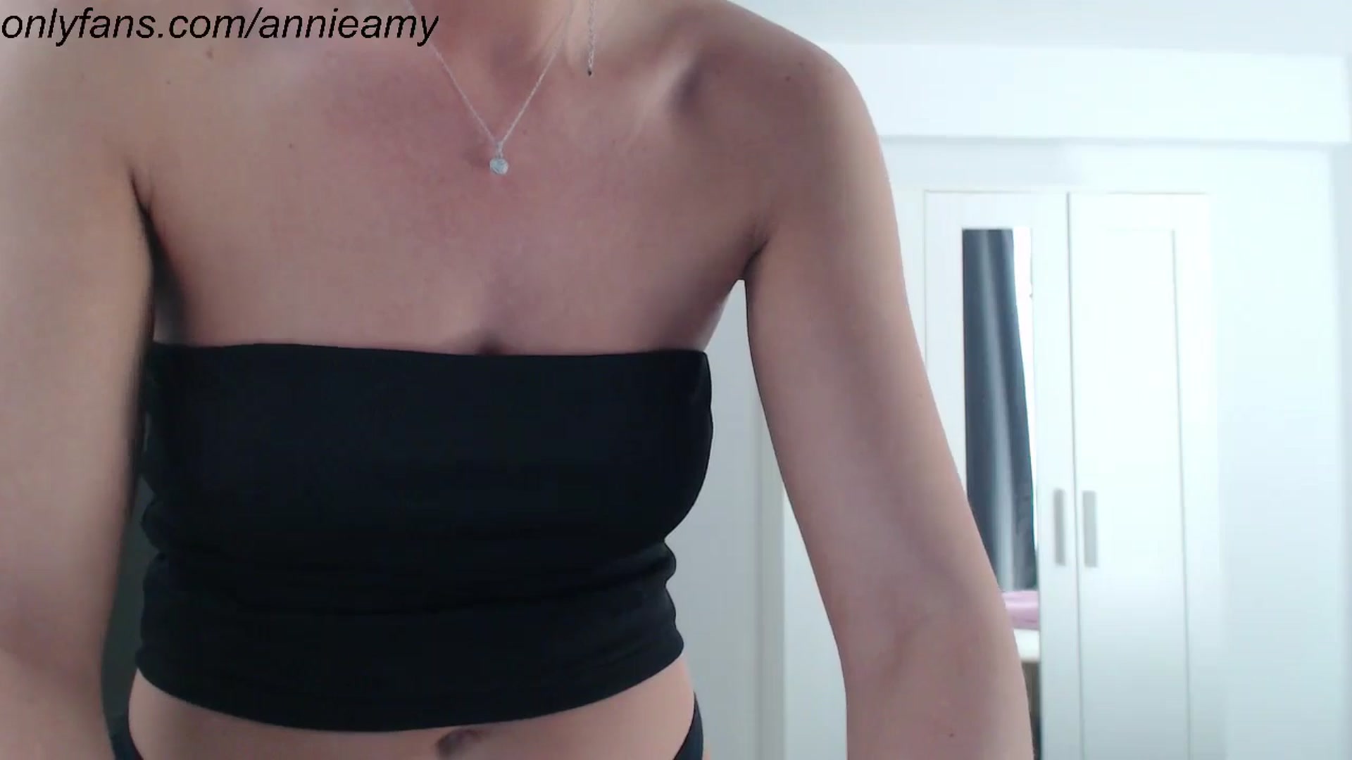 Gallery image thumbnail from Annie_Amy's myfreecams stream on, 08/15/2024, 13:53 image 7 of 20