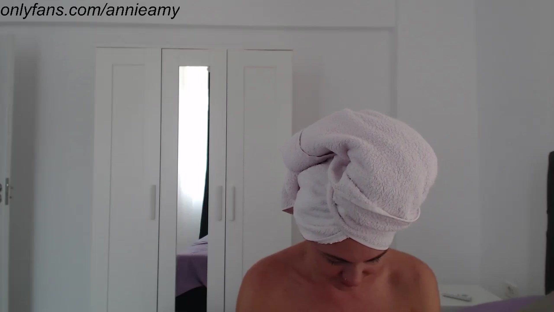Gallery image thumbnail from Annie_Amy's myfreecams stream on, 08/23/2024, 14:17 image 19 of 20