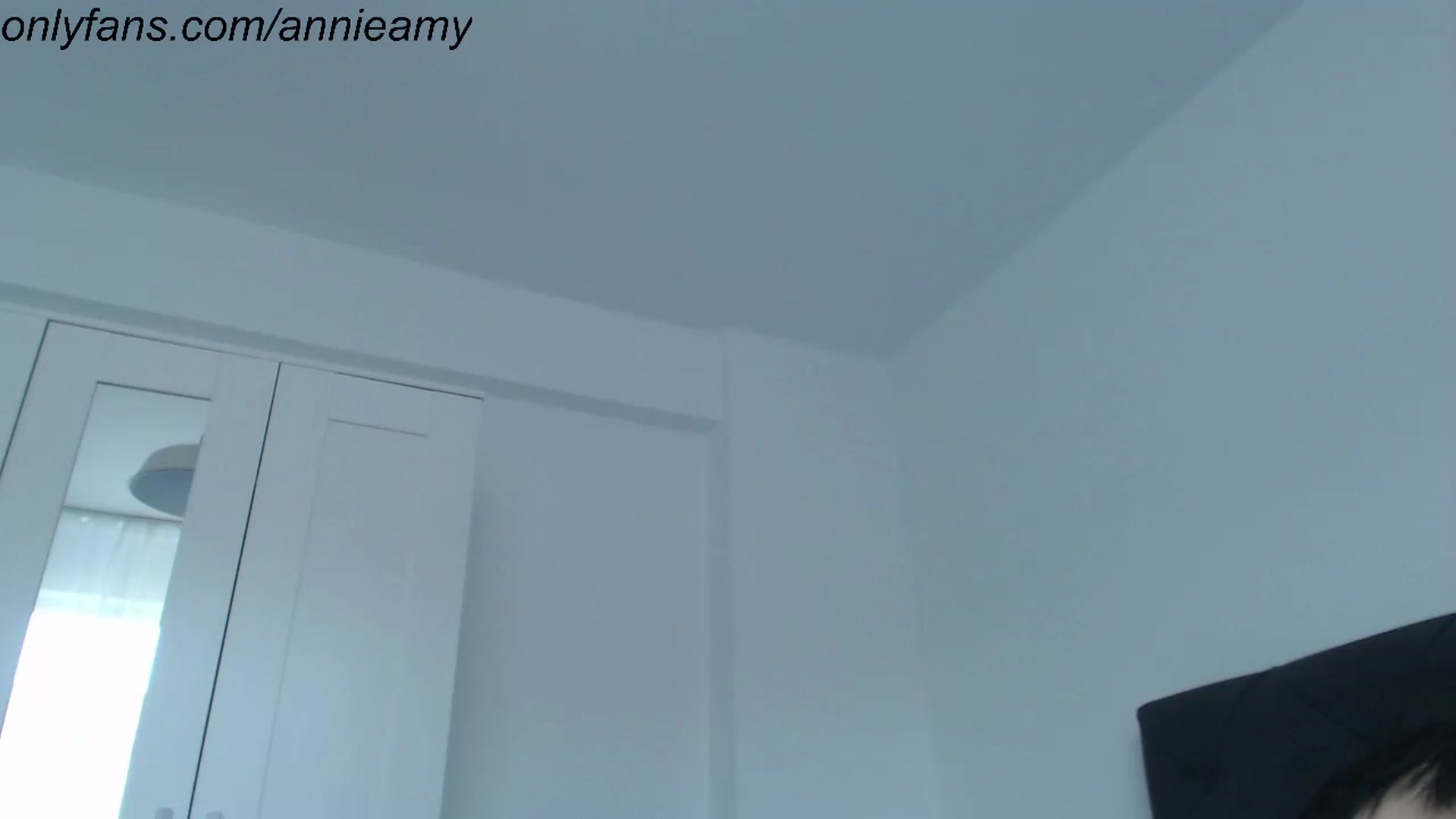 Gallery image thumbnail from Annie_Amy's myfreecams stream on, 11/17/2024, 12:41 image 12 of 20