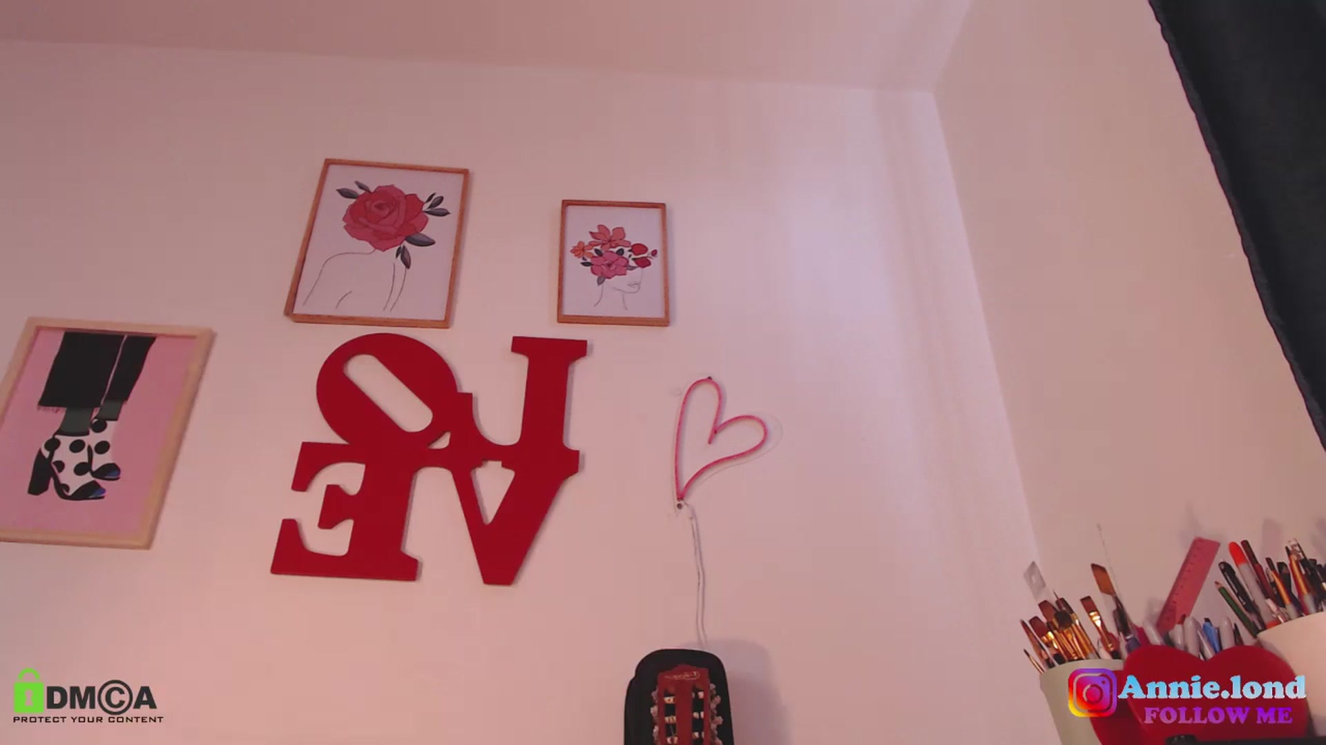 Gallery image thumbnail from Annie_es's myfreecams stream on, 07/13/2023, 16:49 image 19 of 20