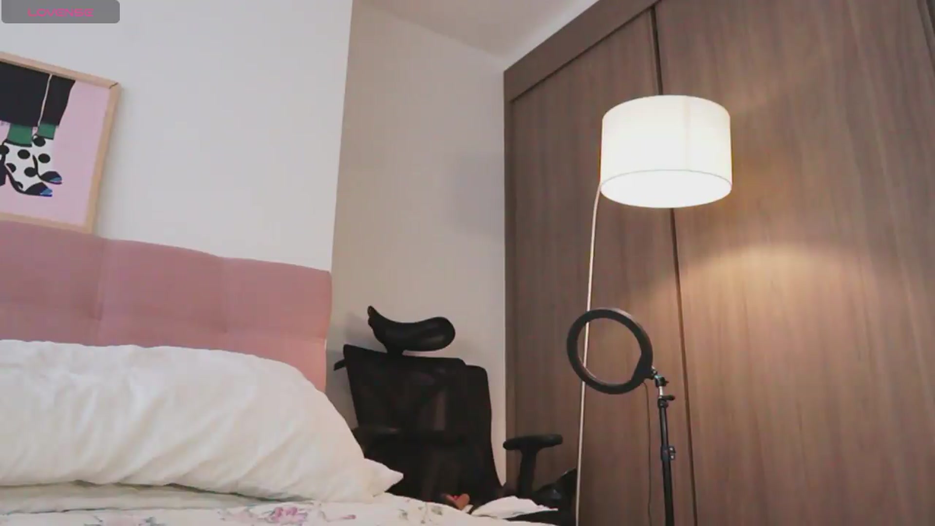 Gallery image thumbnail from Annie_es's myfreecams stream on, 07/02/2026, 15:44 image 2 of 20