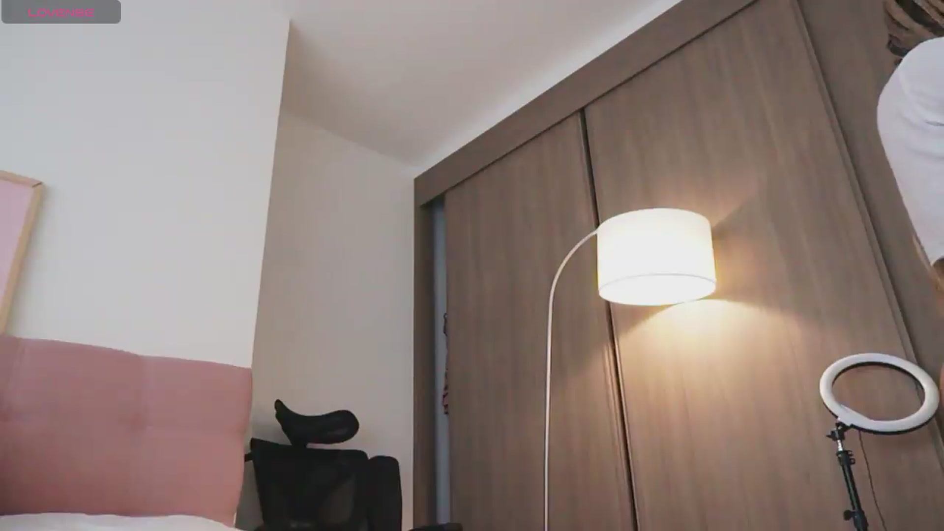 Gallery image thumbnail from Annie_es's myfreecams stream on, 07/04/2026, 14:56 image 11 of 20