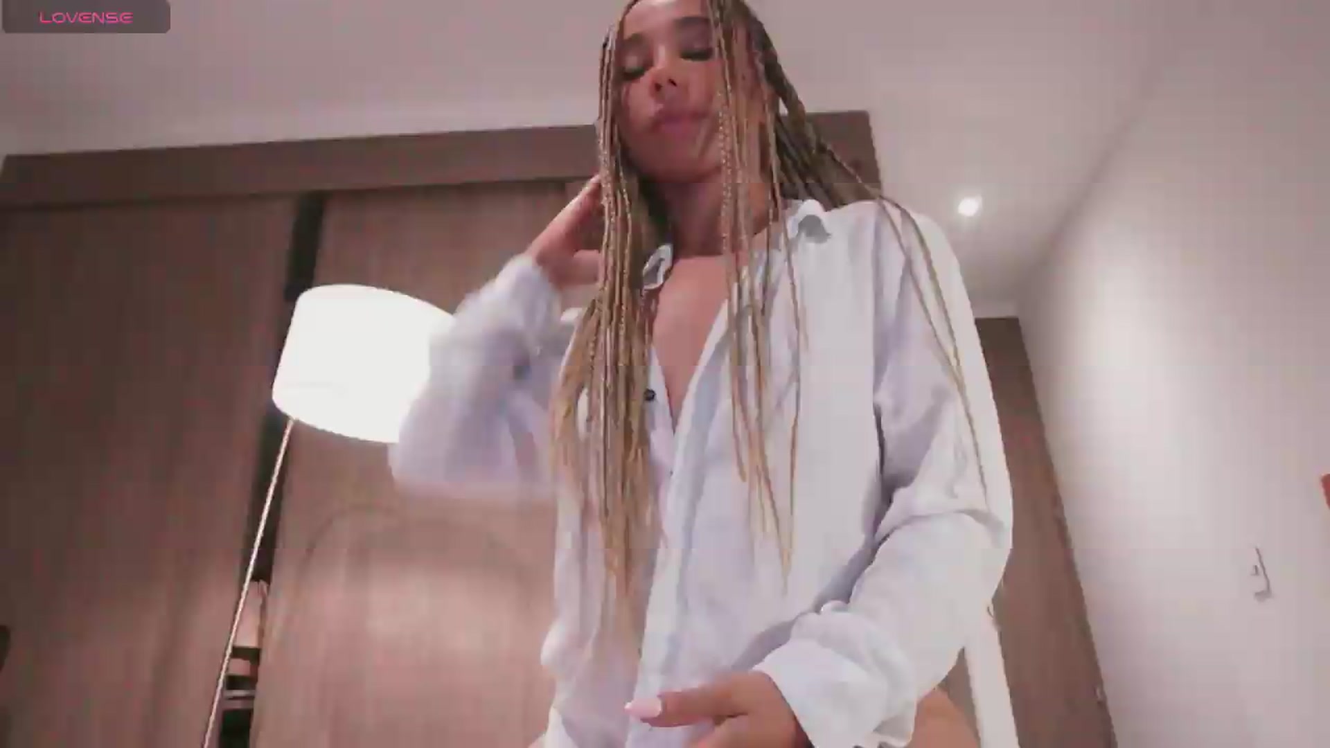 Gallery image thumbnail from Annie_es's myfreecams stream on, 07/29/2026, 14:40 image 8 of 20