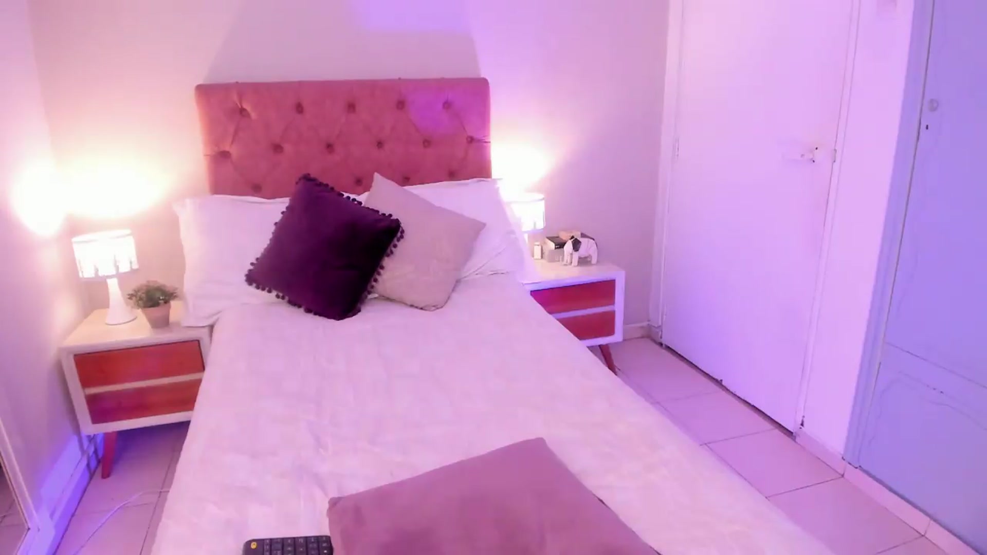 Gallery image thumbnail from Anniesclub's myfreecams stream on, 06/10/2026, 04:36 image 20 of 20