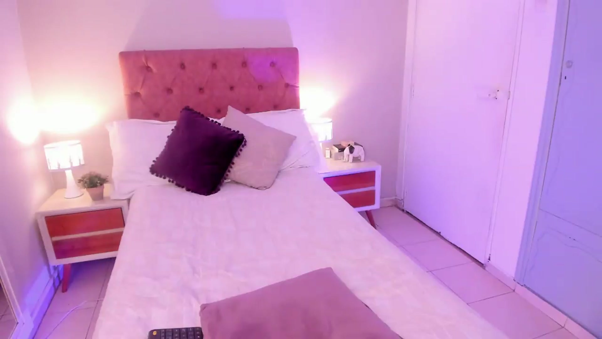 Gallery image thumbnail from Anniesclub's myfreecams stream on, 06/10/2026, 04:36 image 18 of 20