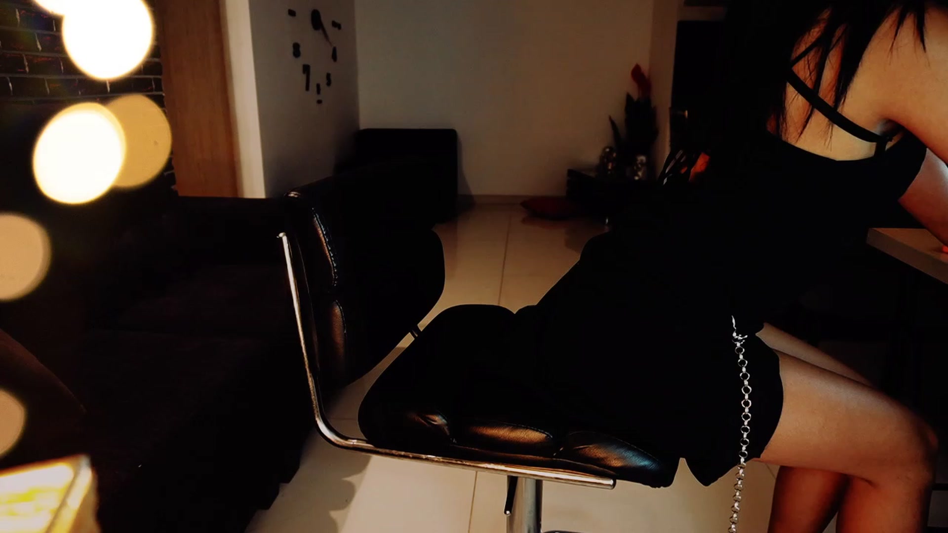 Gallery image thumbnail from Annievns's myfreecams stream on, 11/24/2023, 24:40 image 1 of 20