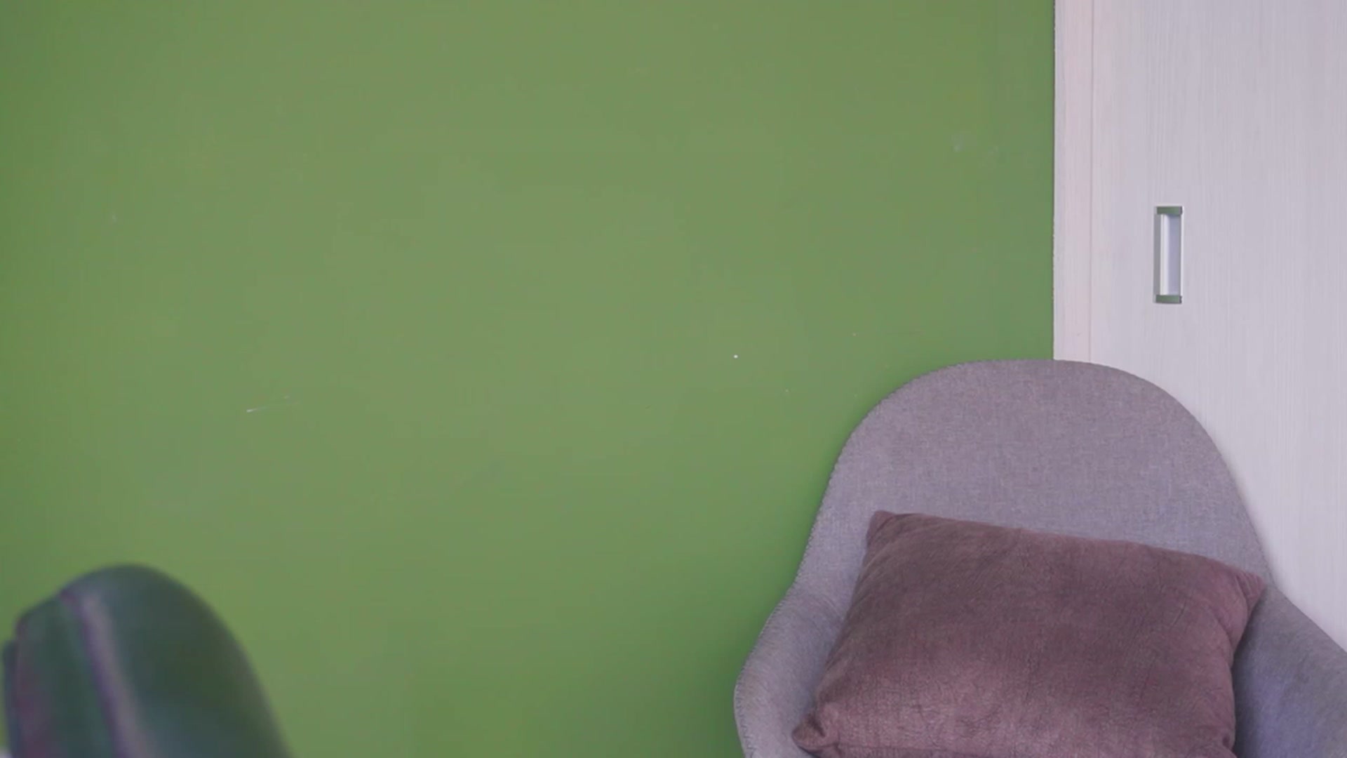 Gallery image thumbnail from Annievns's myfreecams stream on, 12/10/2023, 18:36 image 4 of 20
