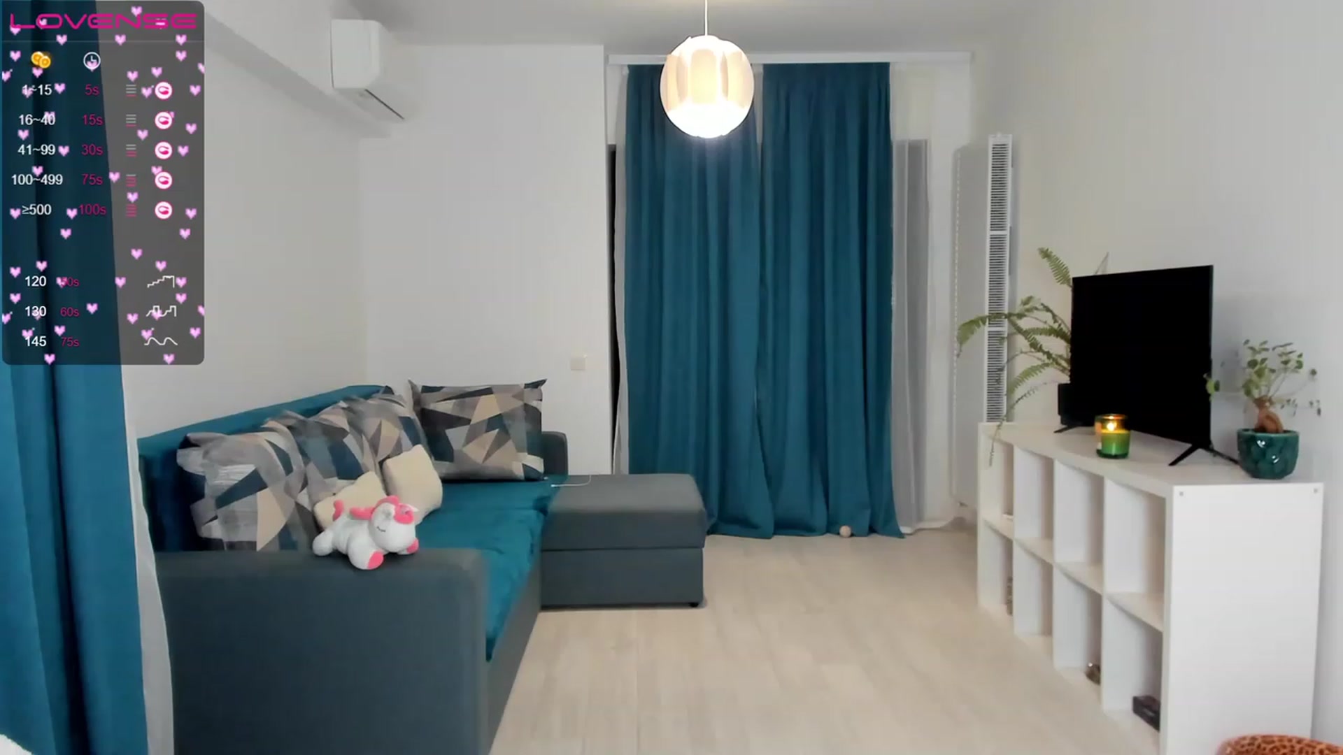 Gallery image thumbnail from AnnisFoxy's myfreecams stream on, 12/16/2022, 15:24 image 17 of 20