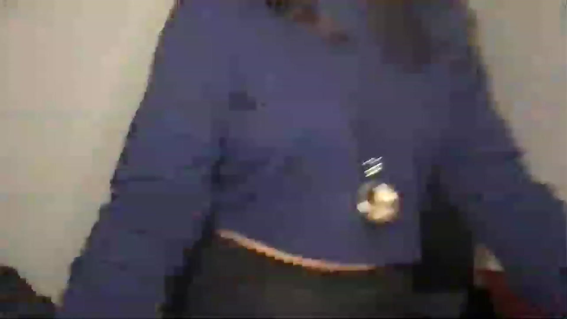 Gallery image thumbnail from AnnisRoom's myfreecams stream on, 06/03/2023, 11:16 image 1 of 20