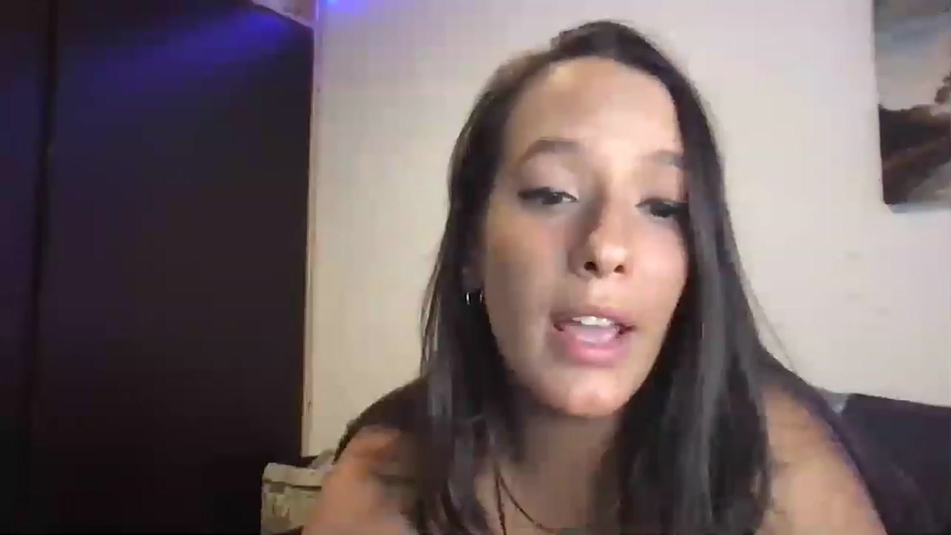 Gallery image thumbnail from AnnisRoom's myfreecams stream on, 06/30/2023, 04:55 image 16 of 20
