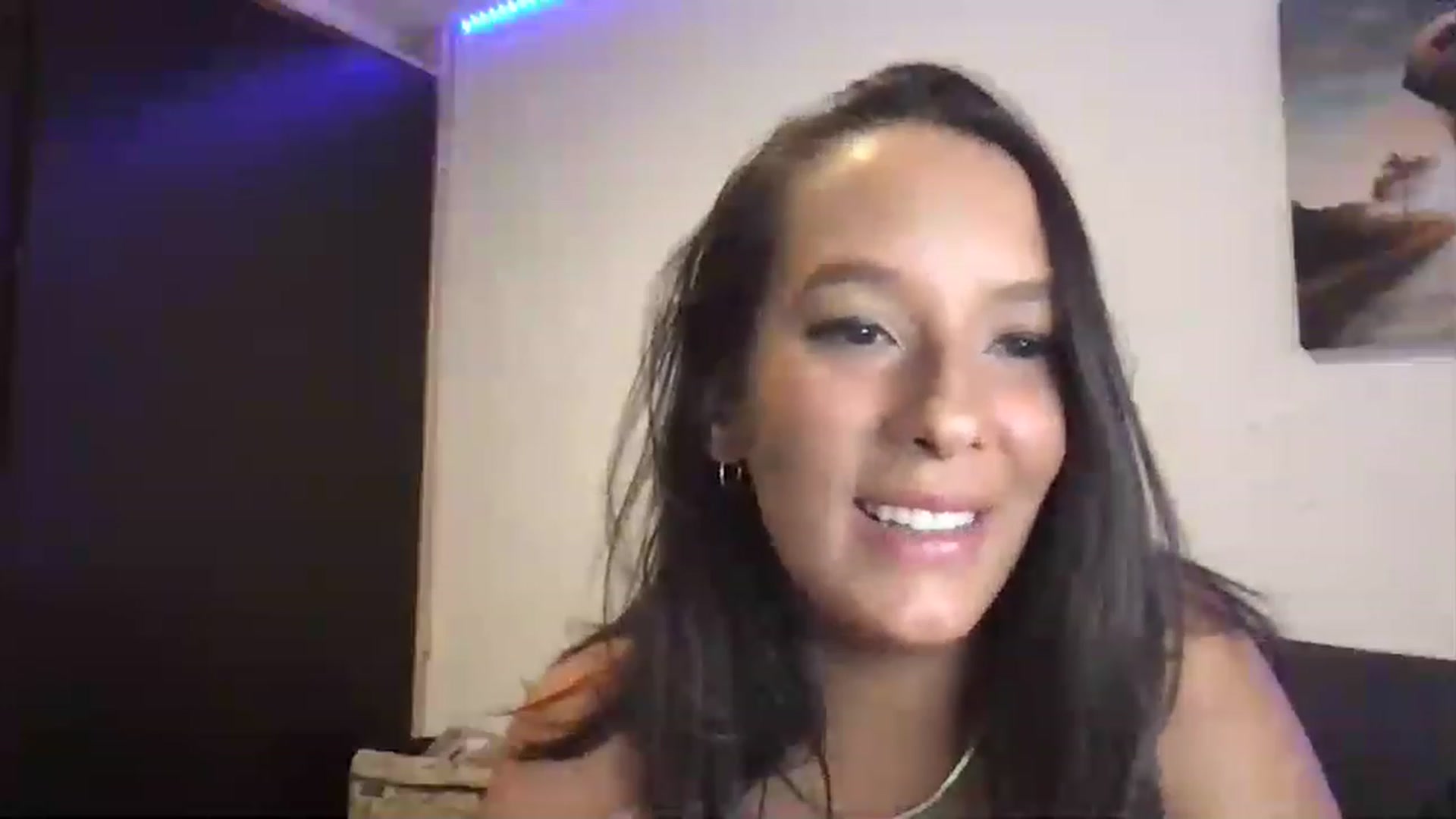 Gallery image thumbnail from AnnisRoom's myfreecams stream on, 06/30/2023, 04:55 image 4 of 20