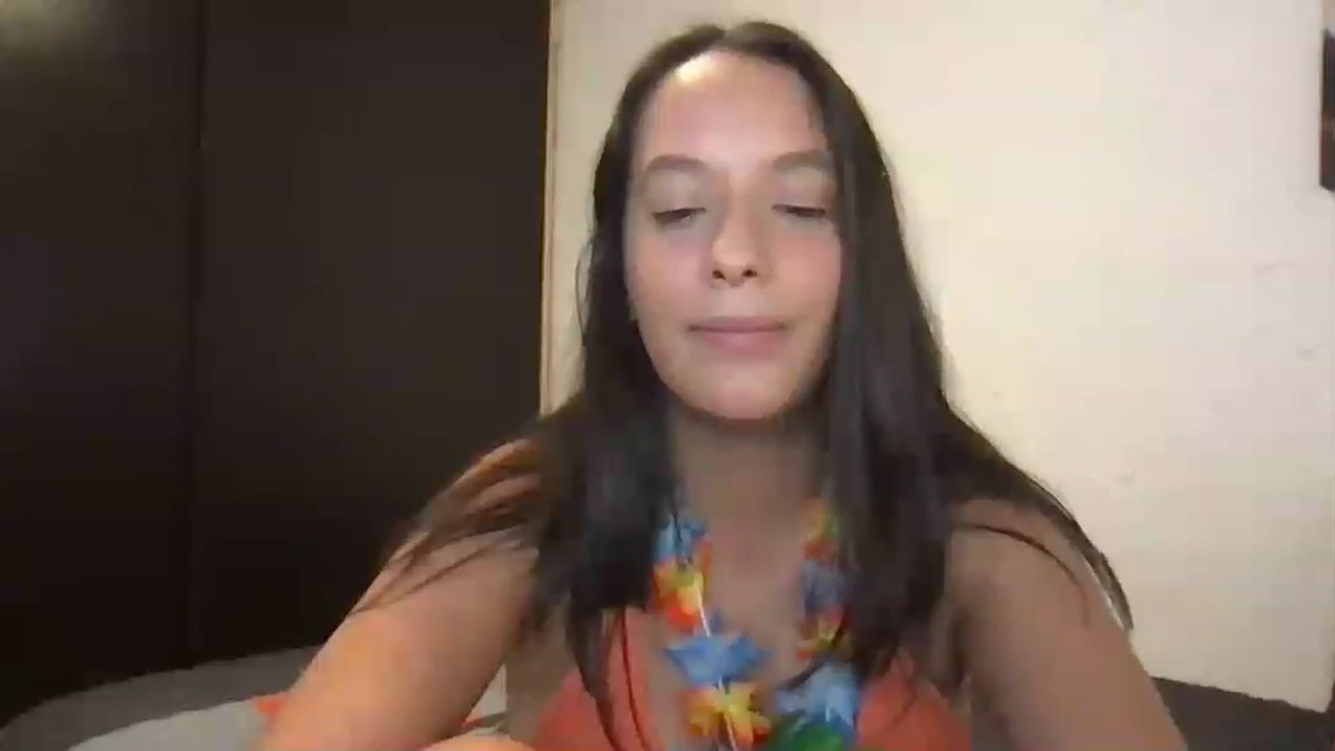 Gallery image thumbnail from AnnisRoom's myfreecams stream on, 07/04/2023, 06:30 image 8 of 20