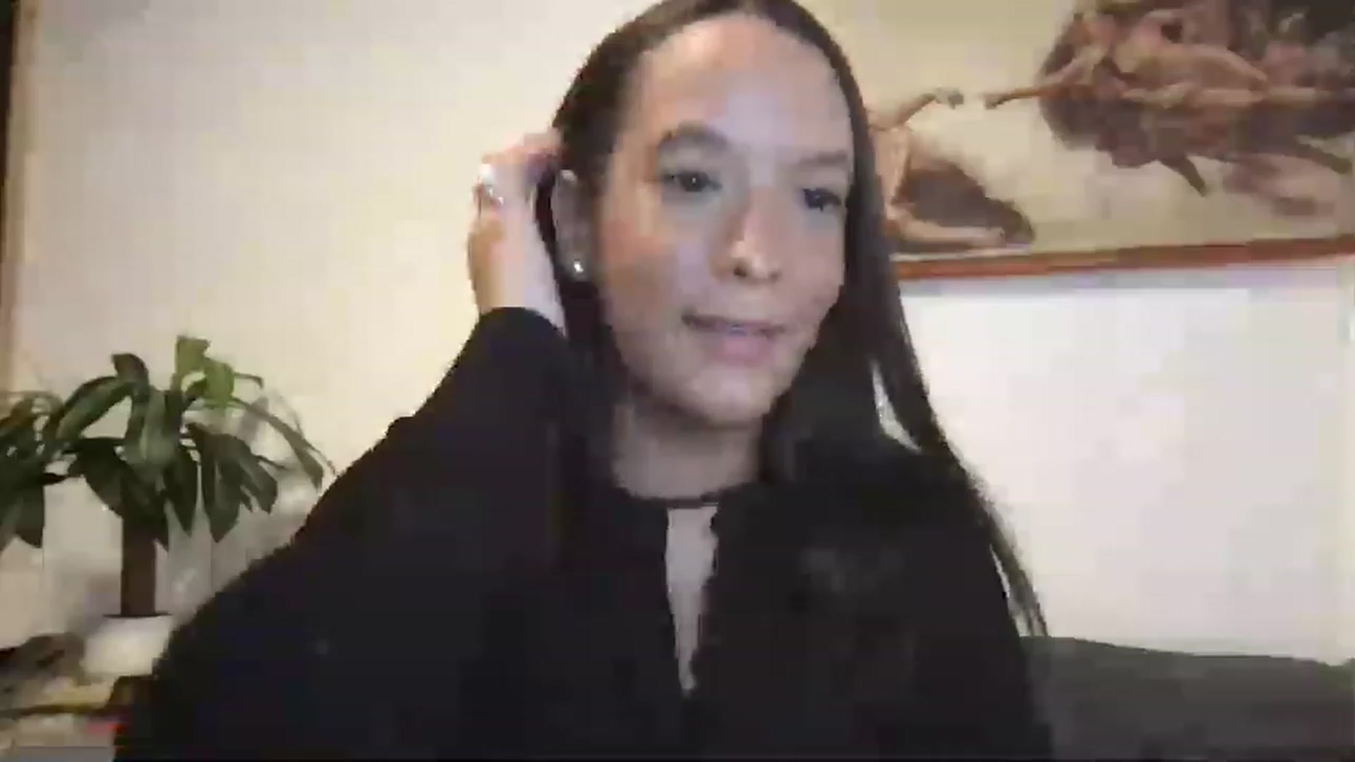 Gallery image thumbnail from AnnisRoom's myfreecams stream on, 07/05/2023, 02:29 image 6 of 20