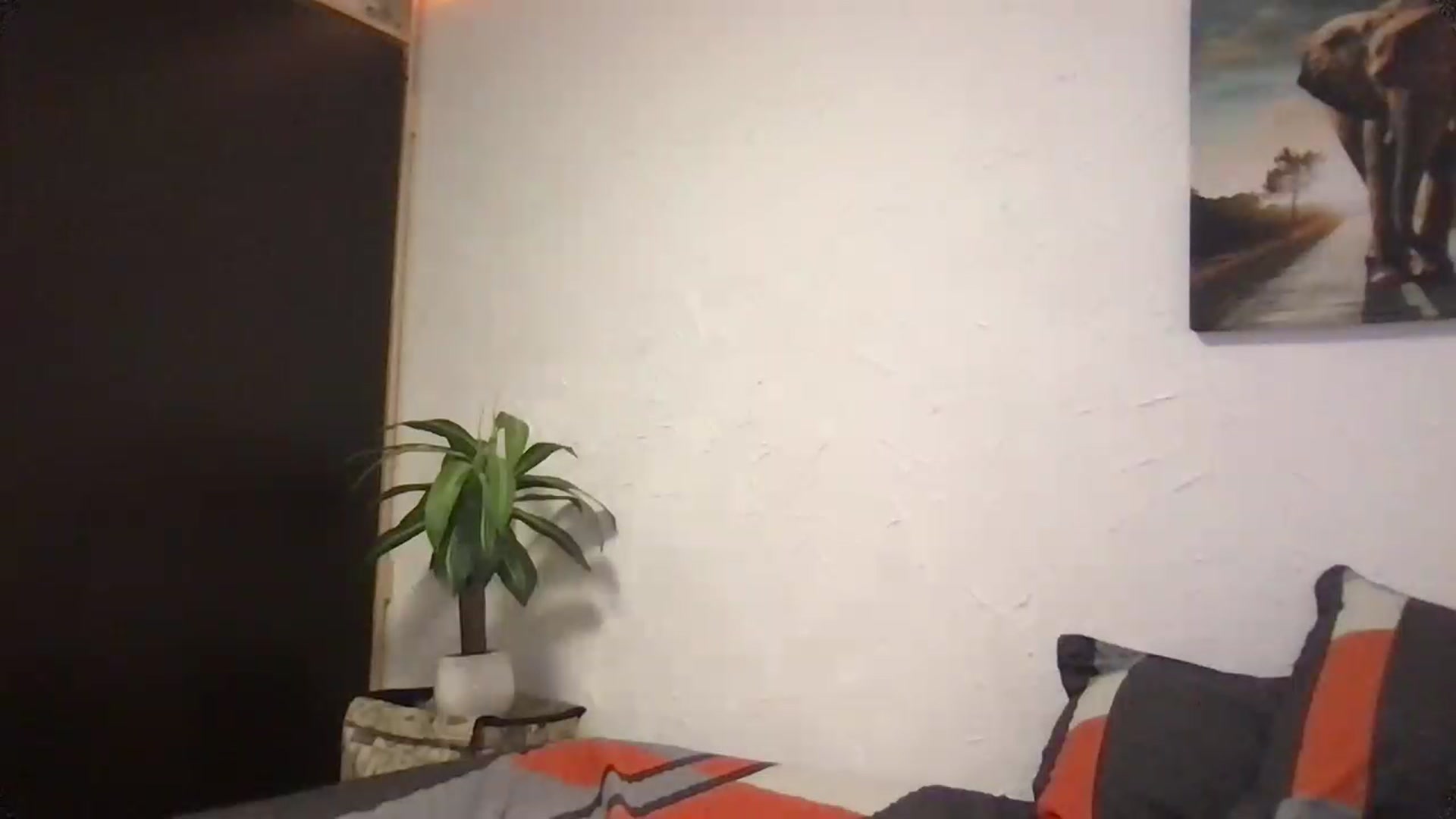 Gallery image thumbnail from AnnisRoom's myfreecams stream on, 07/07/2023, 05:47 image 14 of 20