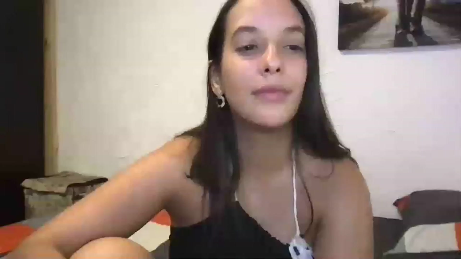 Gallery image thumbnail from AnnisRoom's myfreecams stream on, 07/14/2023, 06:40 image 16 of 20
