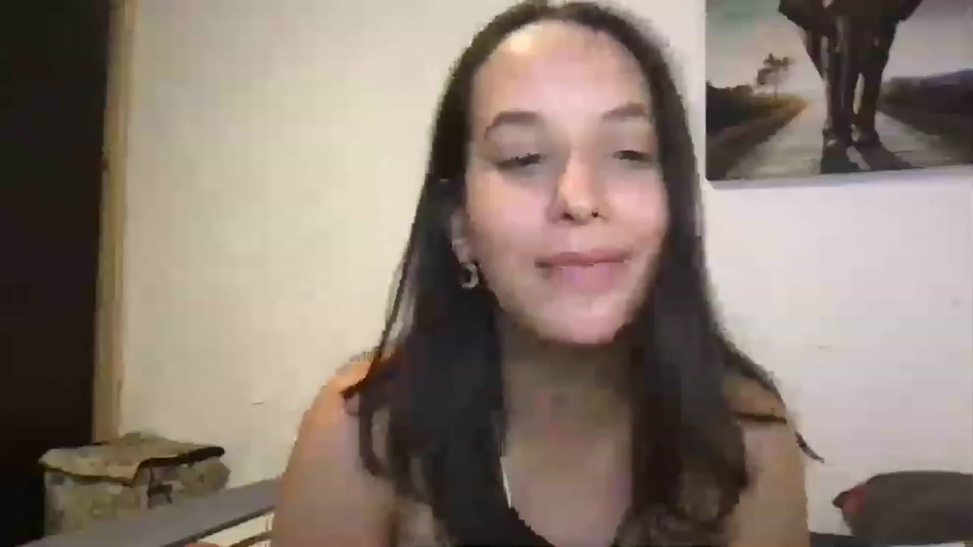 Gallery image thumbnail from AnnisRoom's myfreecams stream on, 07/14/2023, 06:40 image 13 of 20