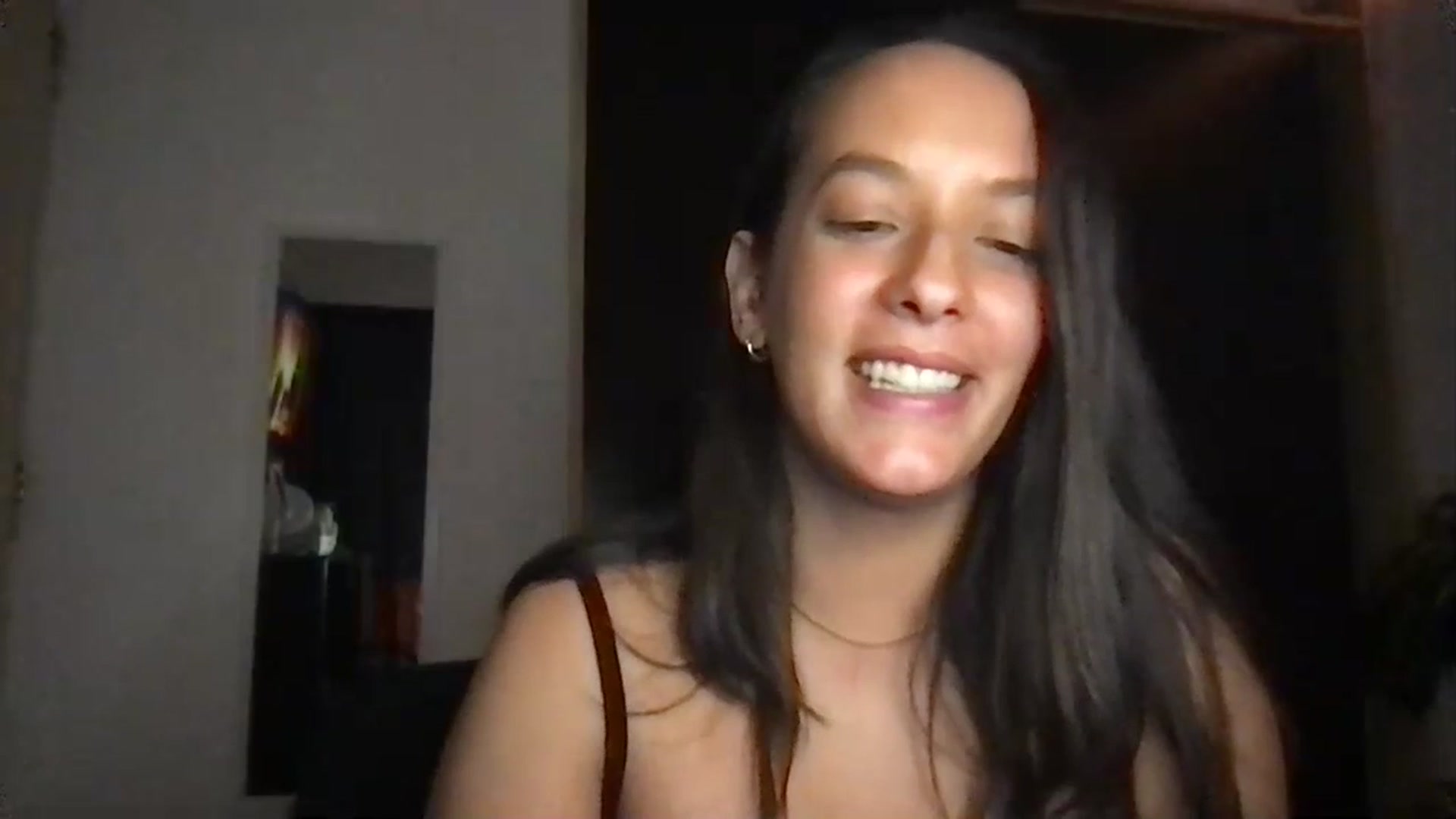 Gallery image thumbnail from AnnisRoom's myfreecams stream on, 07/18/2023, 03:47 image 16 of 20