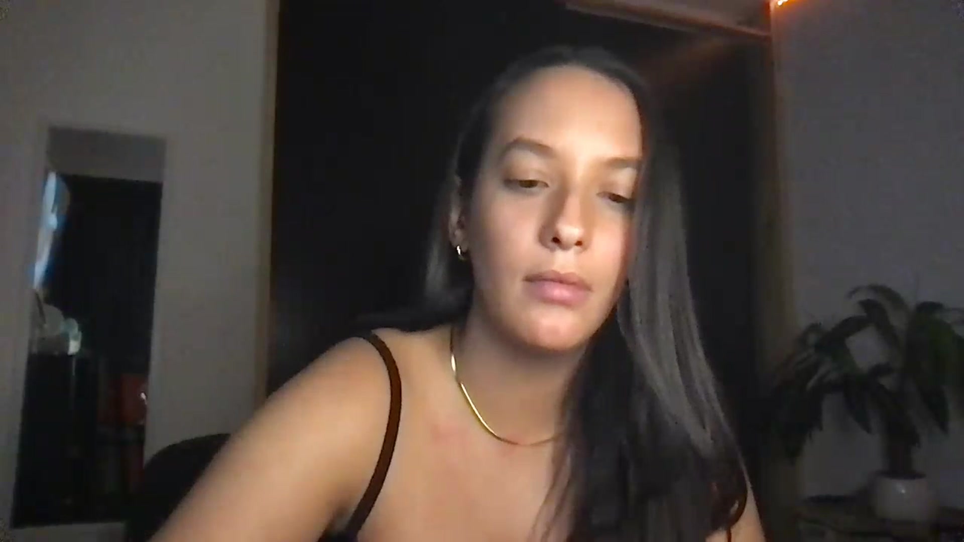 Gallery image thumbnail from AnnisRoom's myfreecams stream on, 07/18/2023, 03:47 image 8 of 20